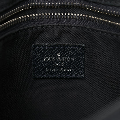 Louis Vuitton Taiga Milo Messenger Boreal 5 of 25