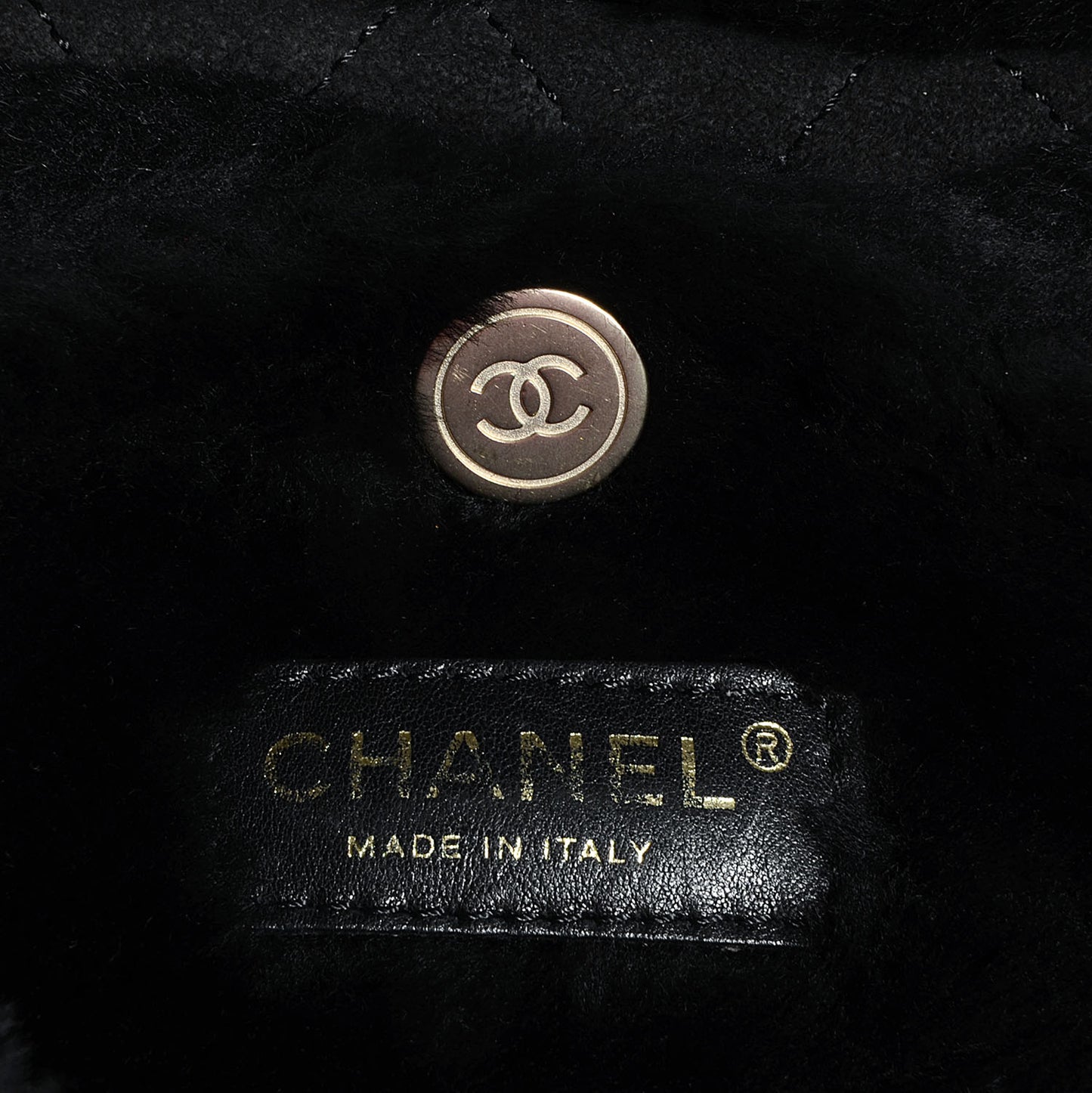 Shearling Suede Quilted Fur Flap Black