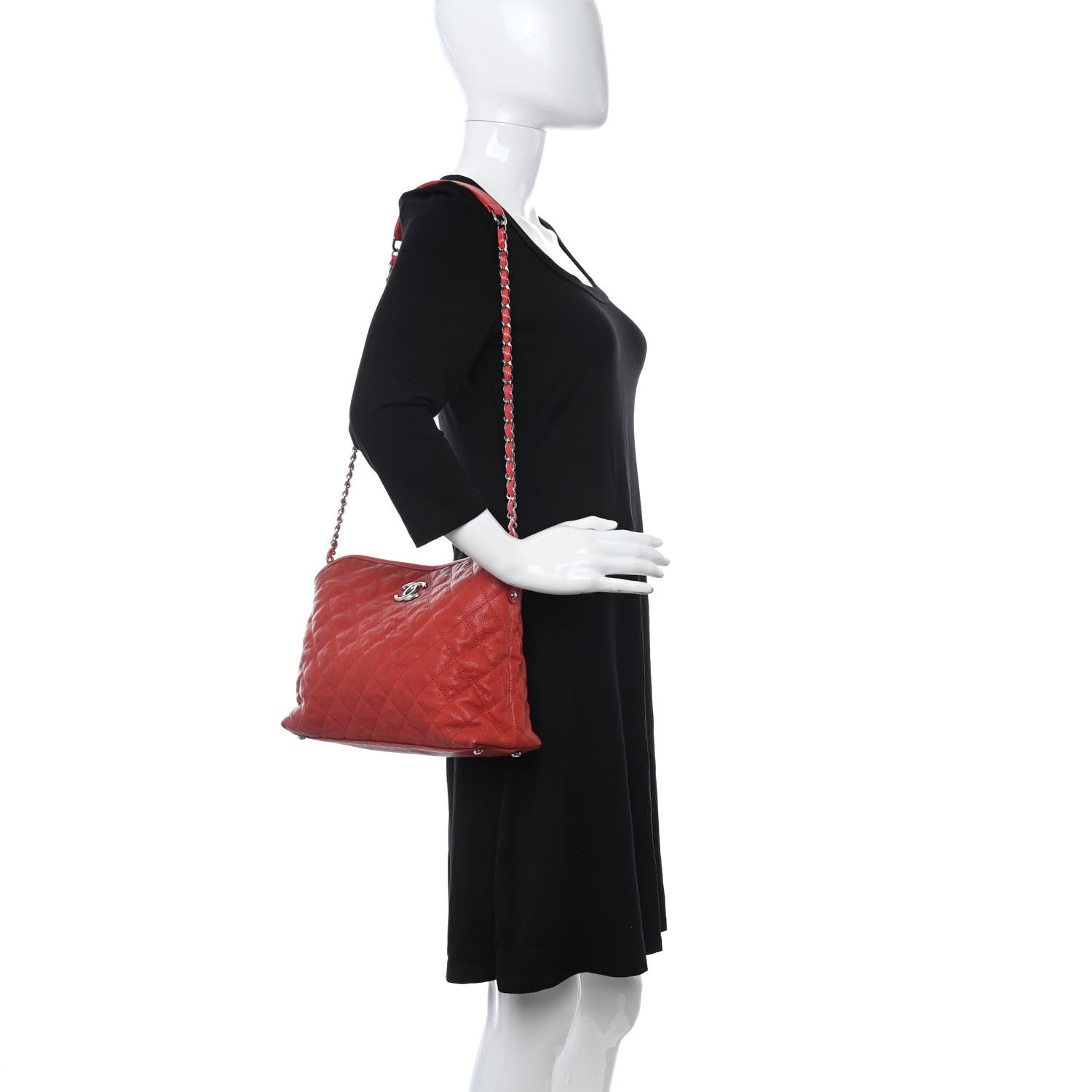 Chanel Caviar Quilted French Riviera Hobo Rouge 2 of 17