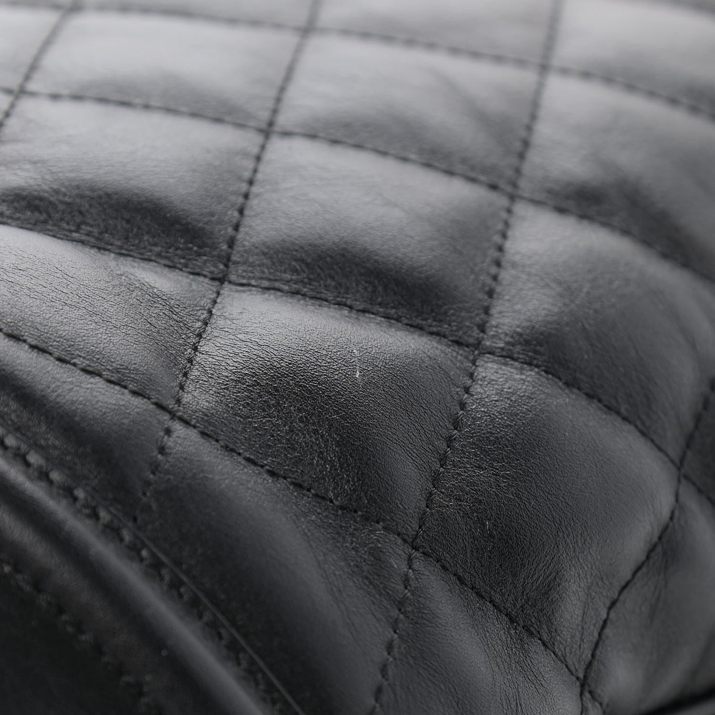 Calfskin Quilted Hoxton Hobo Black
