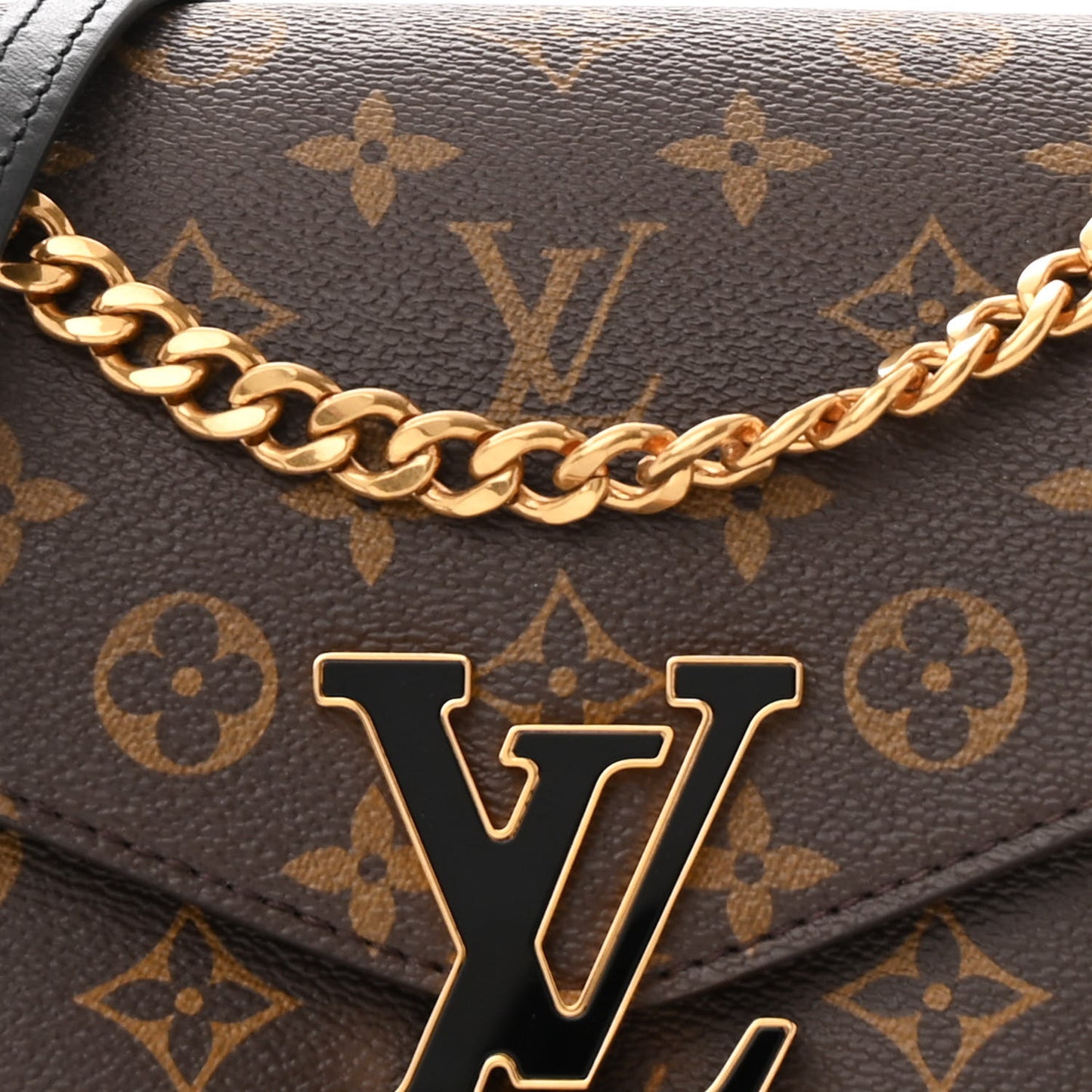 Monogram Passy