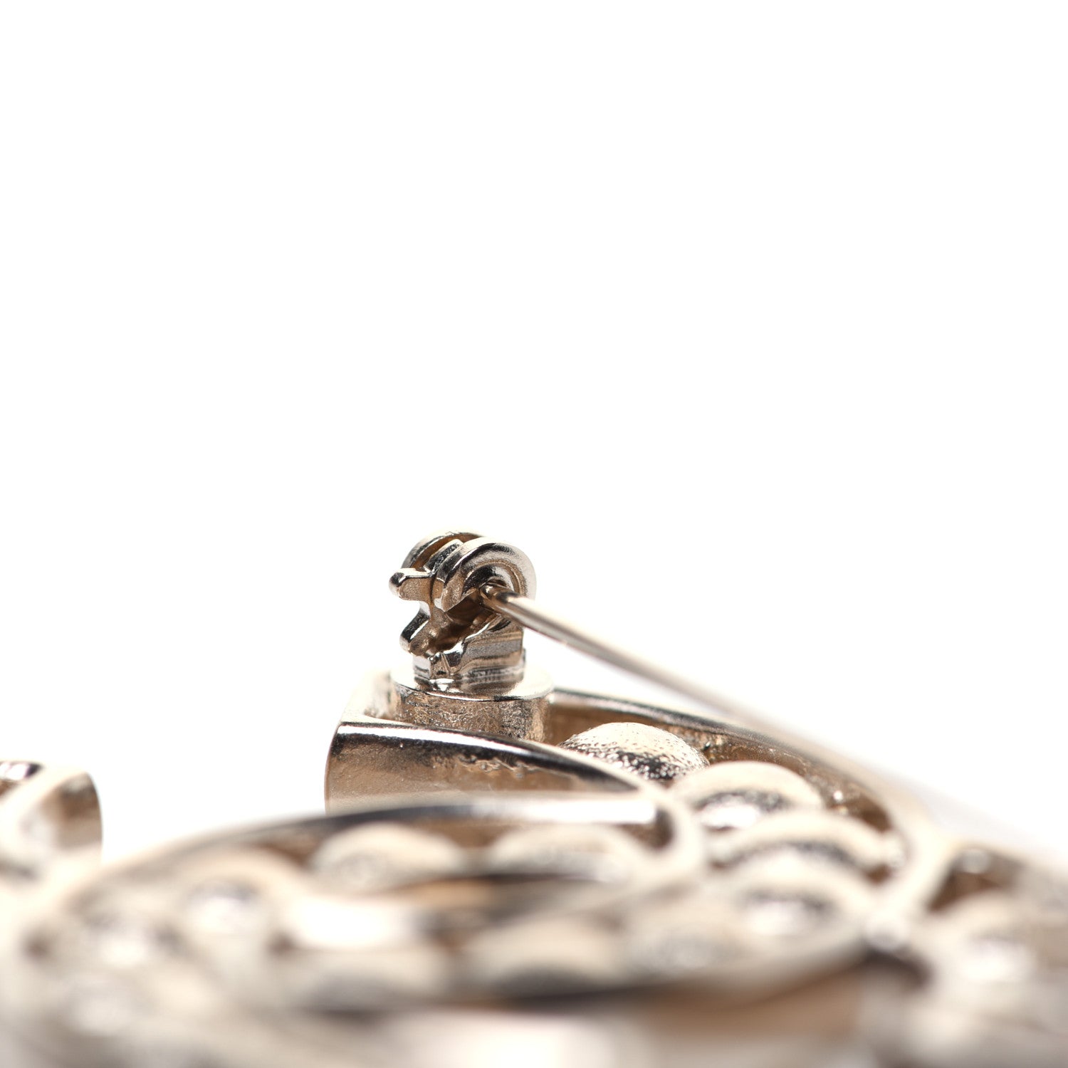 Chanel Pearl CC Brooch Light Gold 5 of 6