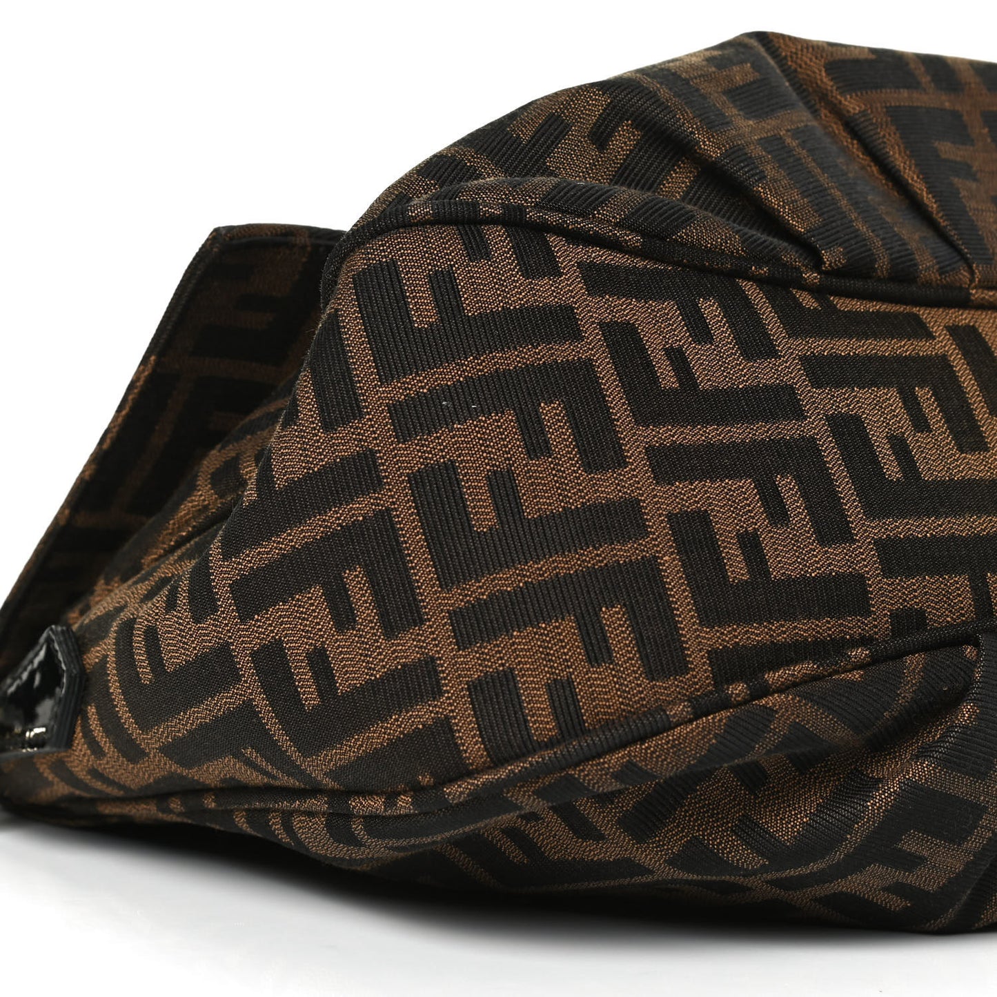 Zucca Patent Mia Shoulder Flap Tobacco