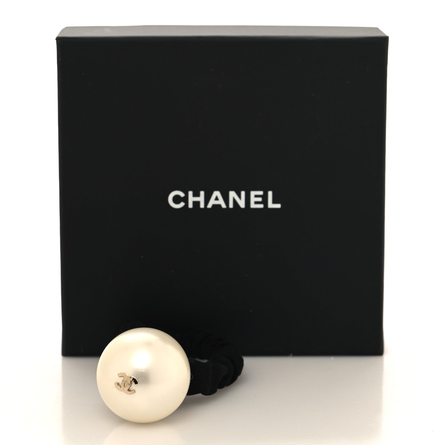 Chanel Pearl CC Hair Tie Black Gold Pearly White 4 of 4