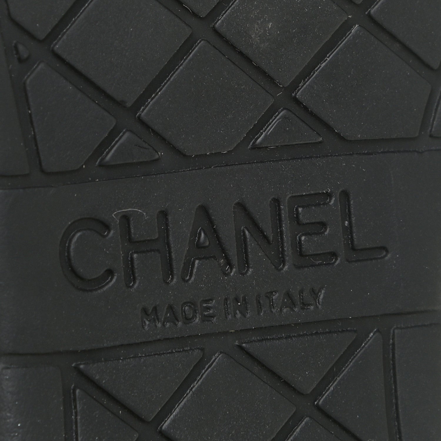 Chanel Lambskin Patent Cap Toe CC Sneakers 39 White Black 11 of 19