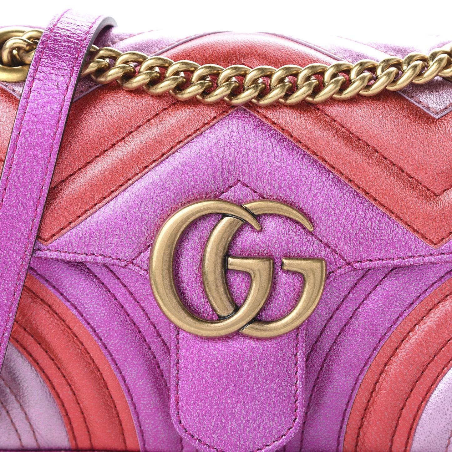 Metallic Calfskin Matelasse Mini GG Marmont Shoulder Bag Fuchsia