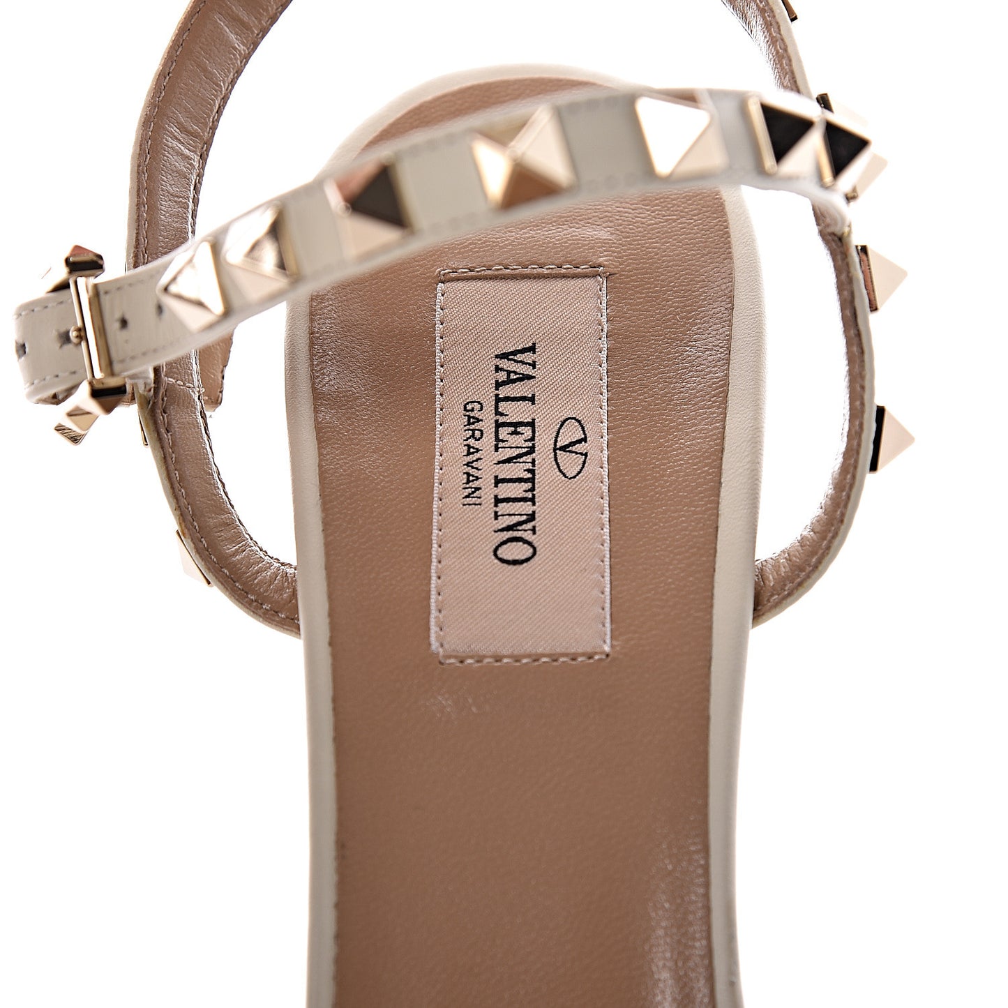 Pebbled Calfskin Rockstud Ankle Strap 5/105mm Sandals 39.5 Light Ivory