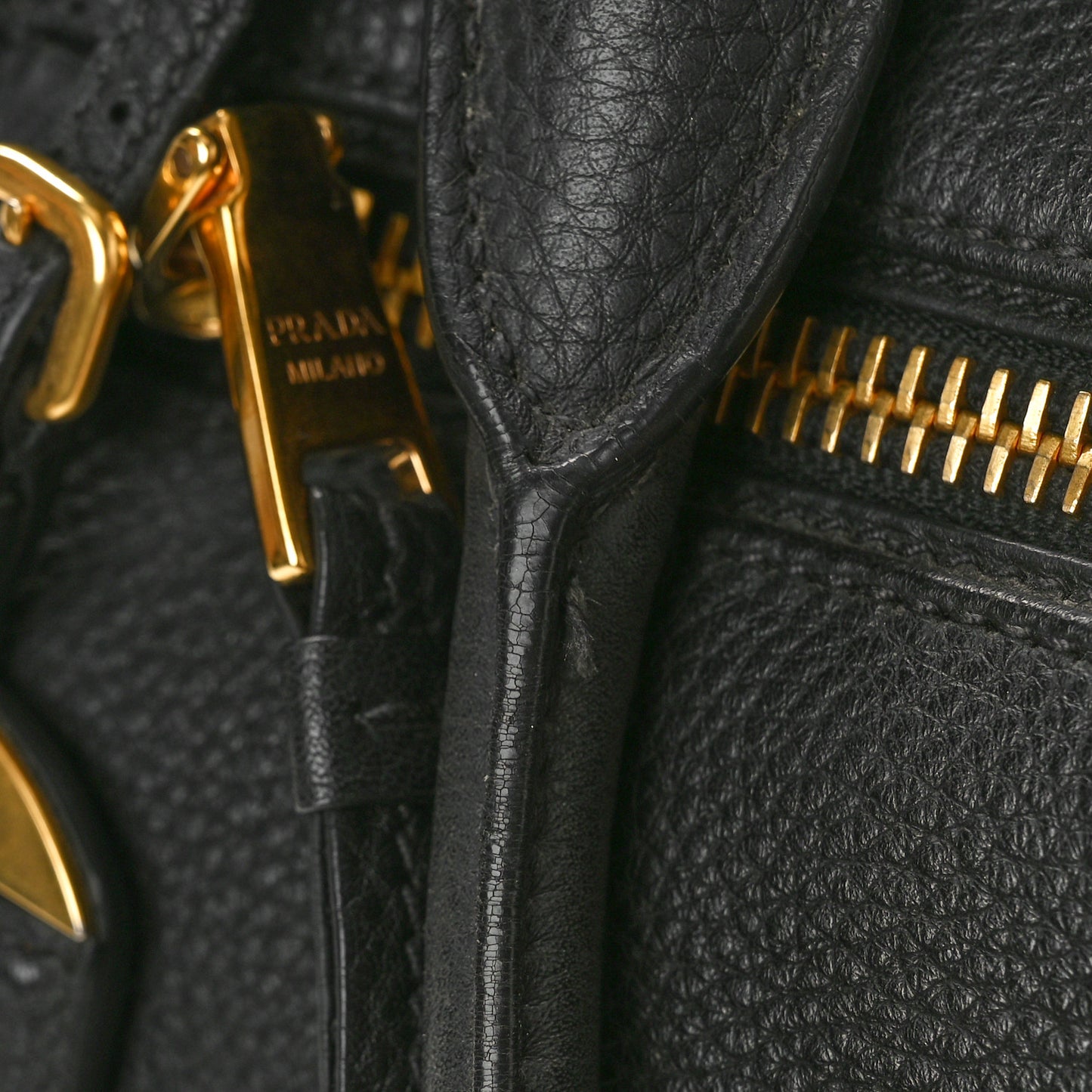 Vitello Daino Shopping Satchel Black