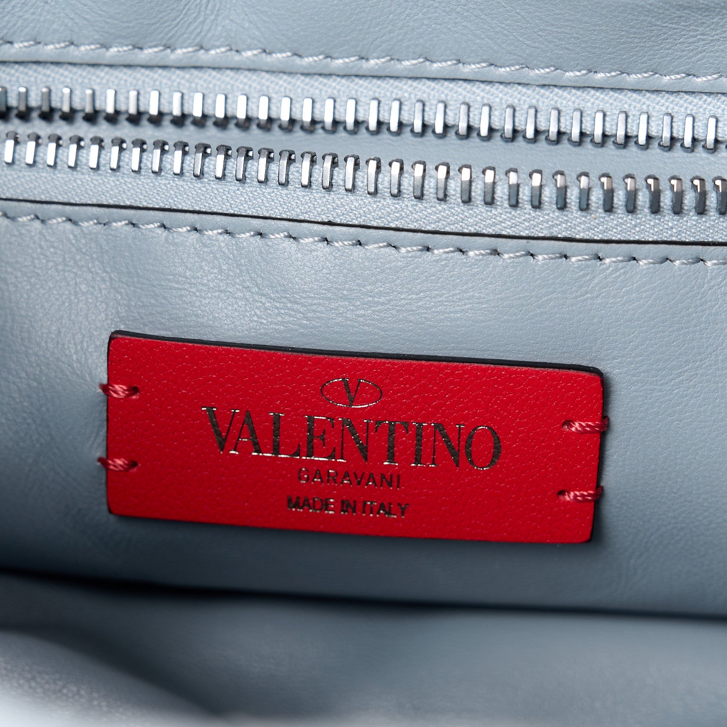 Valentino Garavani Nappa Spikeme Clutch Nuage 7 of 11