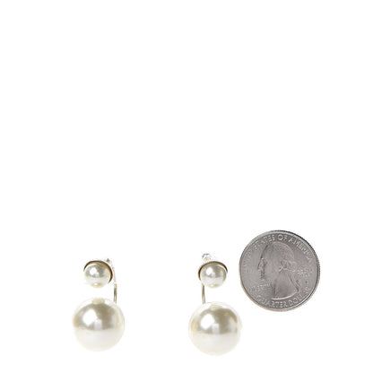 Christian Dior Pearl Ultradior Earrings Cream 2 of 5