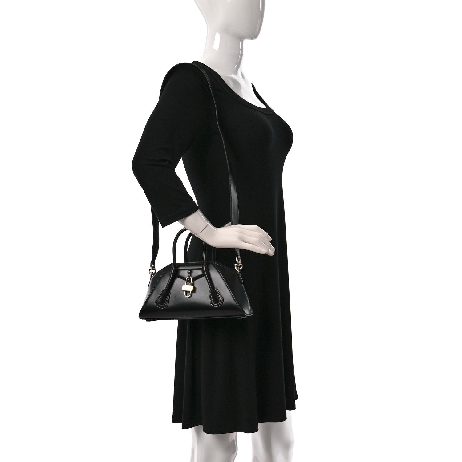 Givenchy Box Calfskin Mini Antigona Stretch Black 2 of 8