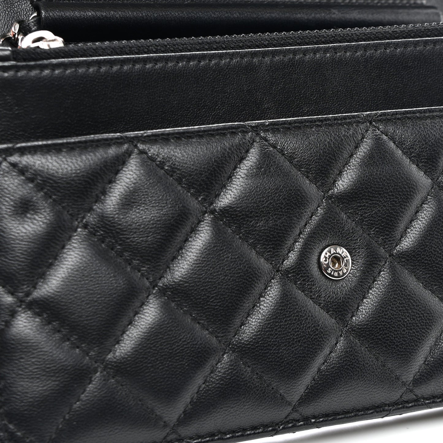 Lambskin Quilted Wallet On Chain WOC Black