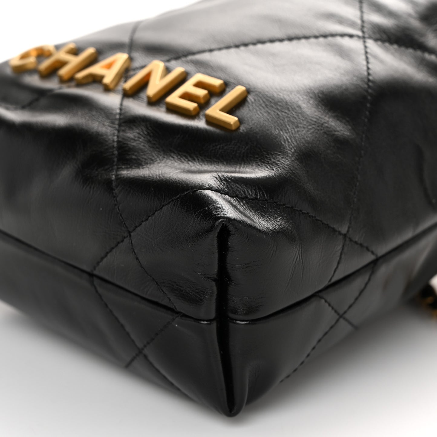 Shiny Calfskin Quilted Mini Chanel 22 Black