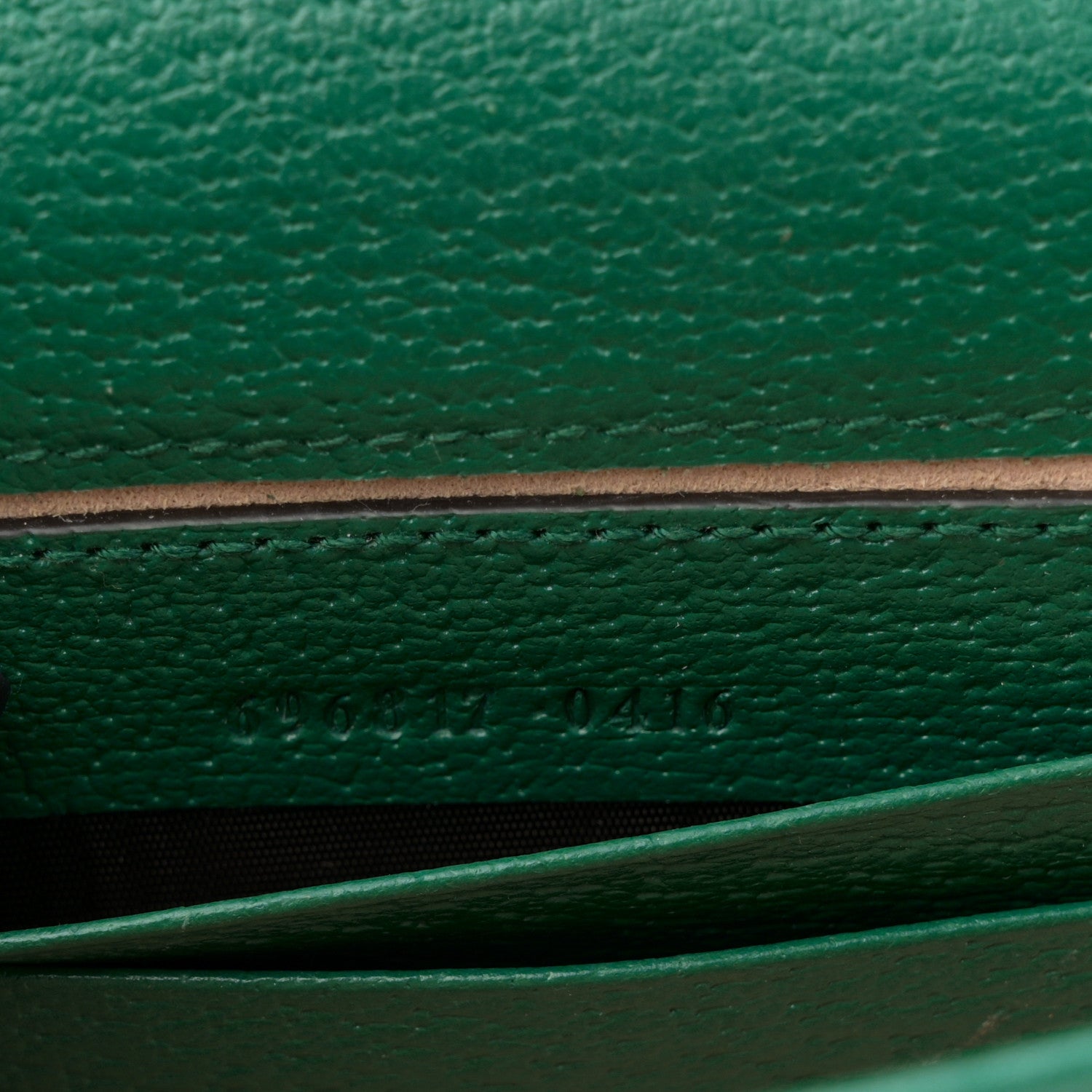 Gucci Dollar Pigprint Diana Chain Wallet Green 7 of 11