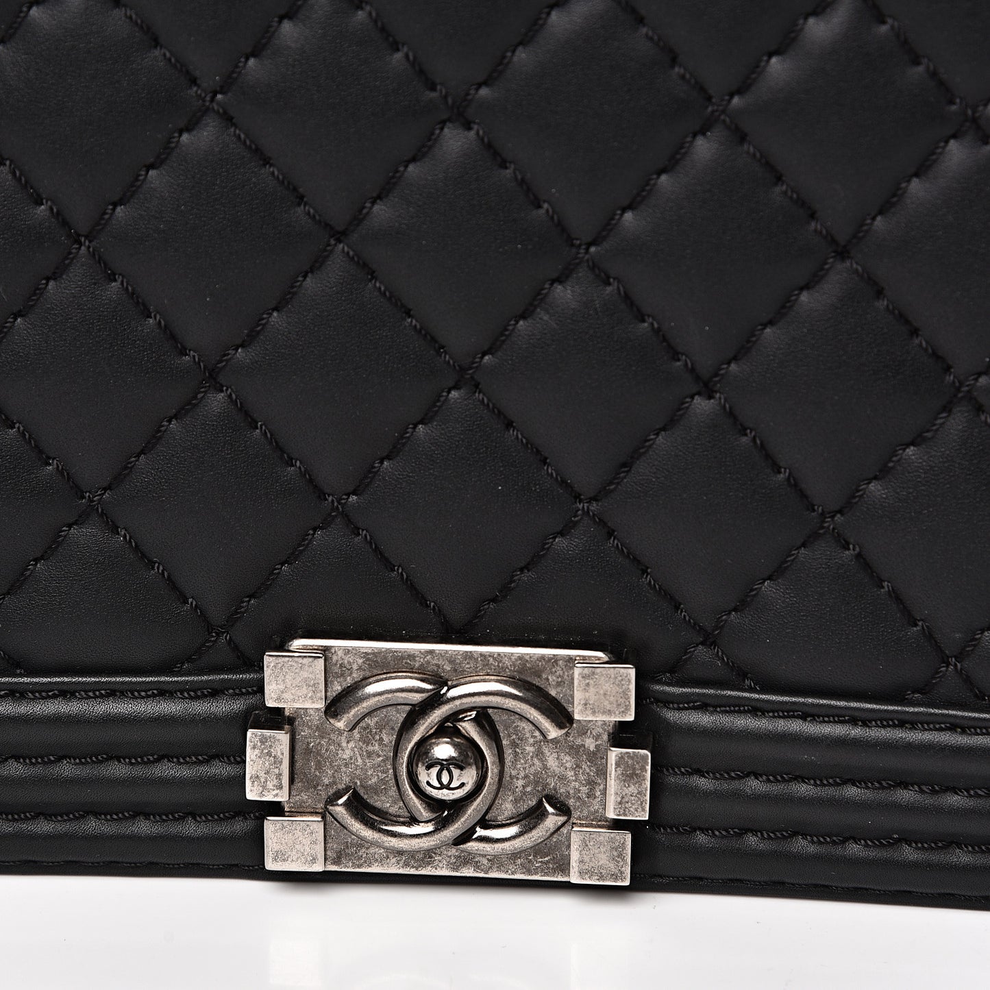 Lambskin Quilted Large Boy Flap Black