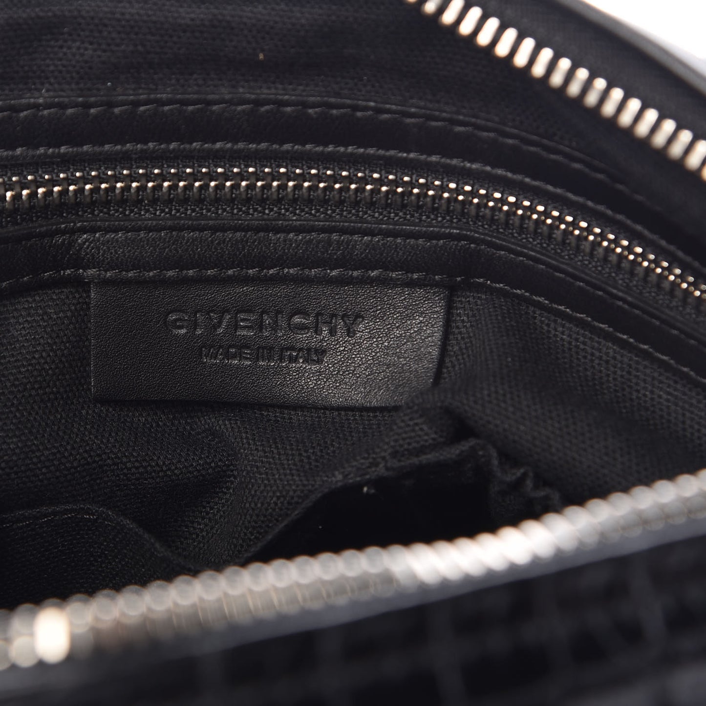 Calfskin Crocodile Embossed Medium Pandora Black