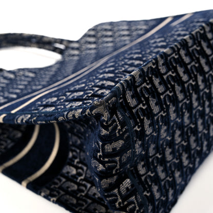 Christian Dior Oblique Velvet Book Tote Blue Multicolor 10 of 14