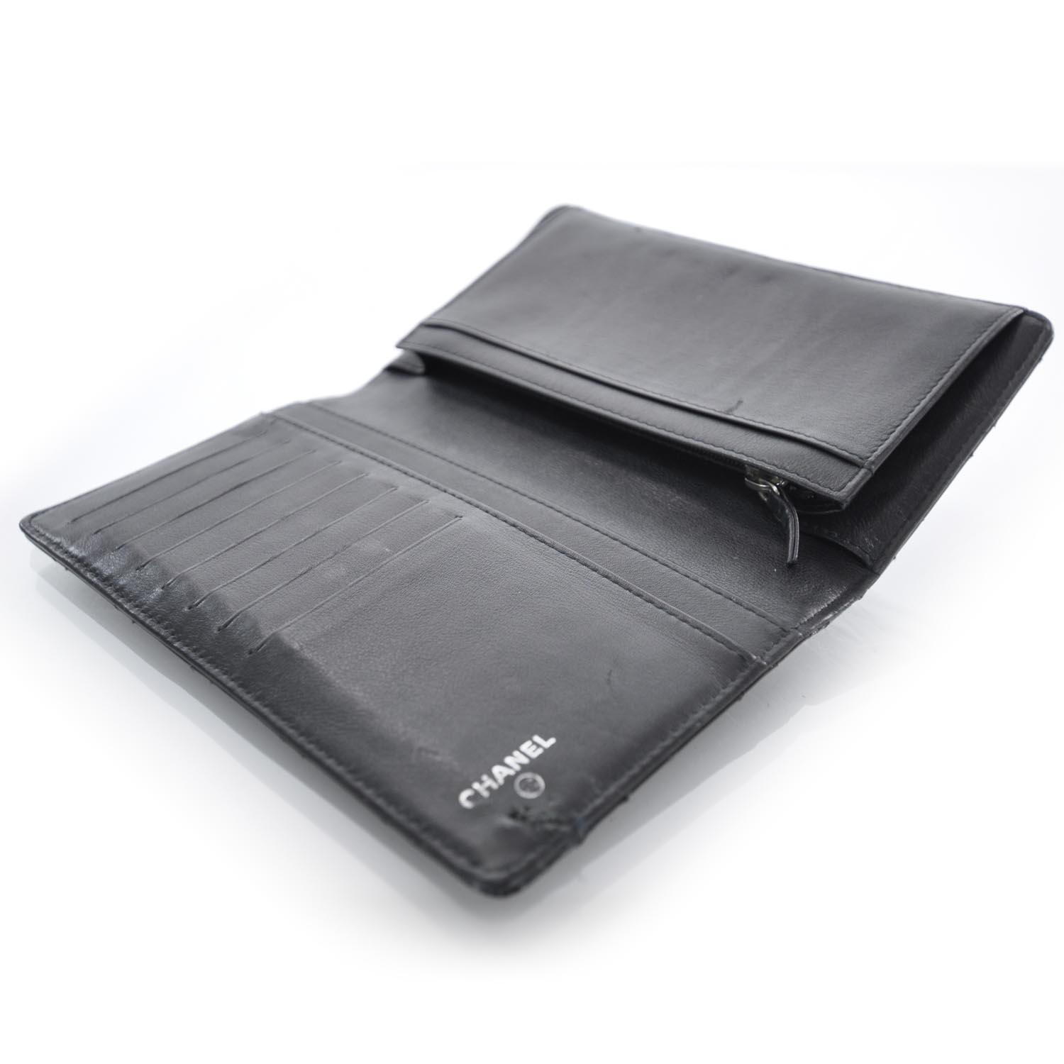 Chanel Patent Yen Wallet Black 6 of 10