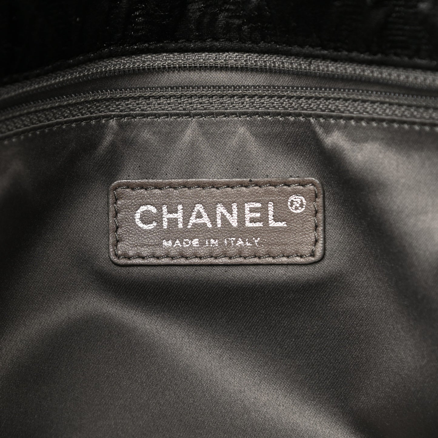 Coated Canvas Quilted Le Marais Flap Black