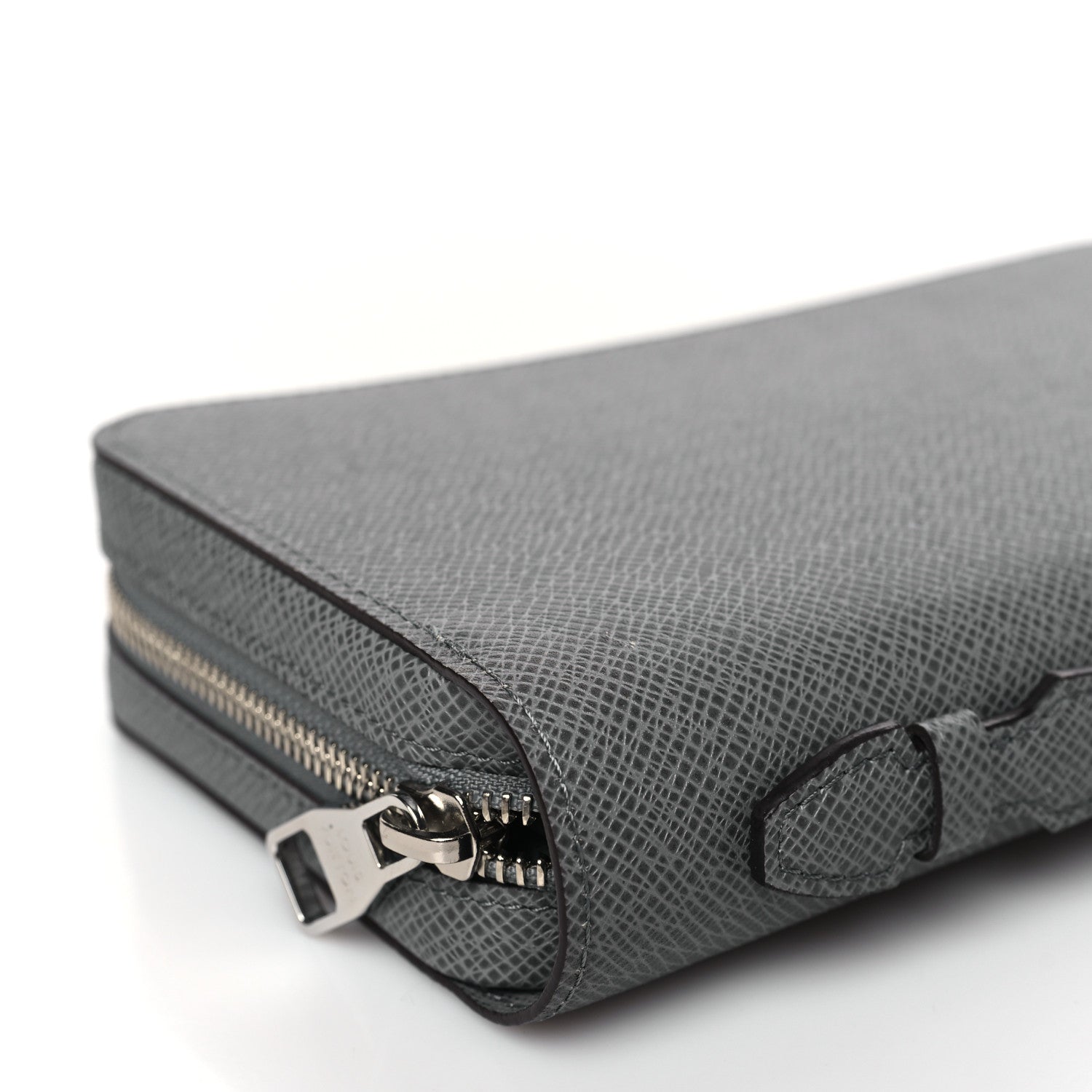 Louis Vuitton Taiga Zippy XL Wallet Glacier 7 of 8