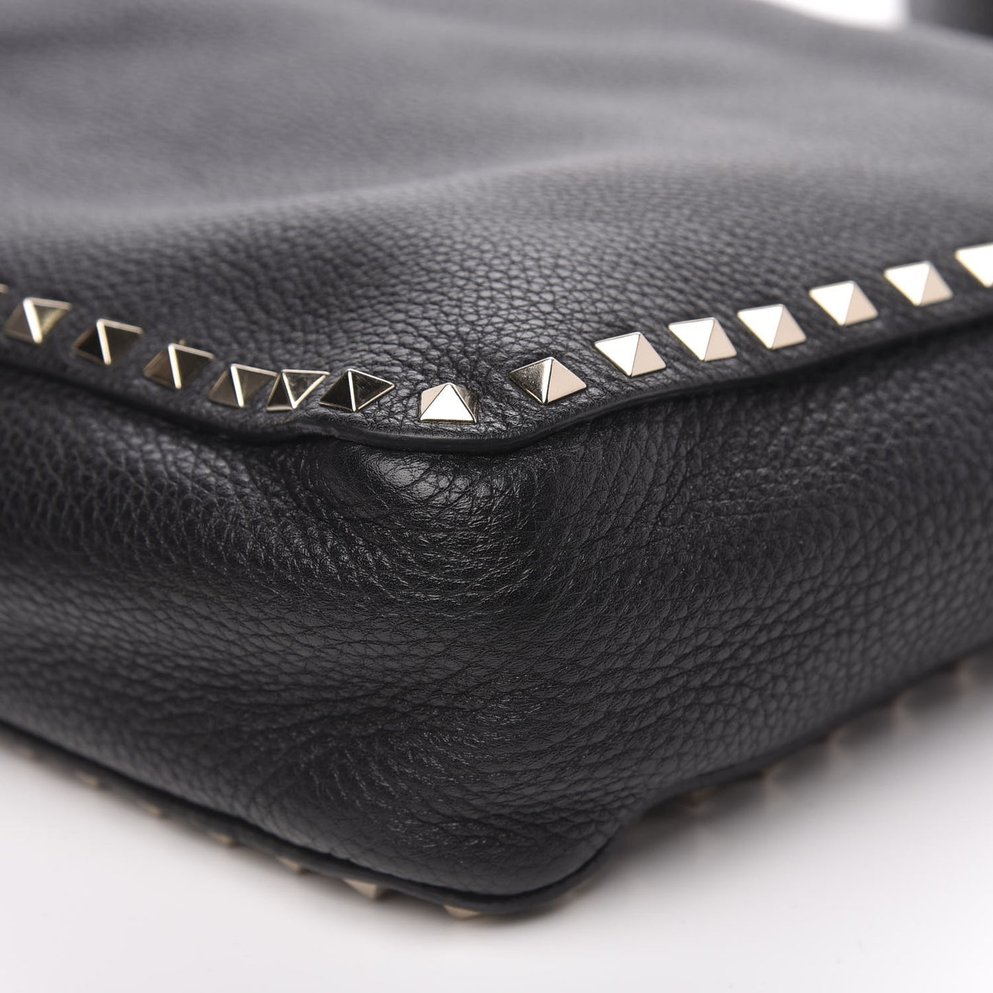 Pebbled Calfskin Large Rockstud Flip-Lock Messenger Bag Black