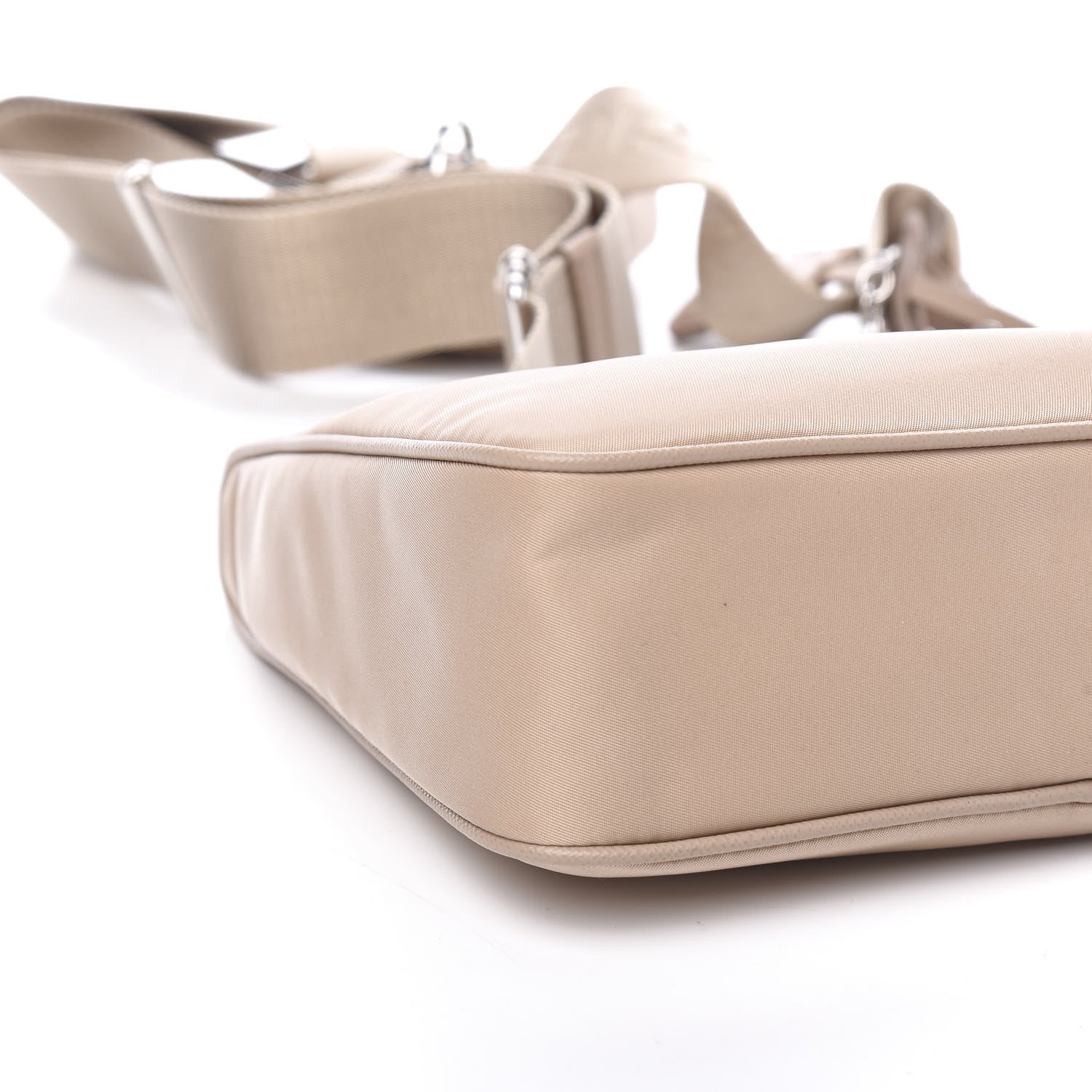 Prada Nylon Re-Edition 2005 Shoulder Bag Cammeo 7 of 9