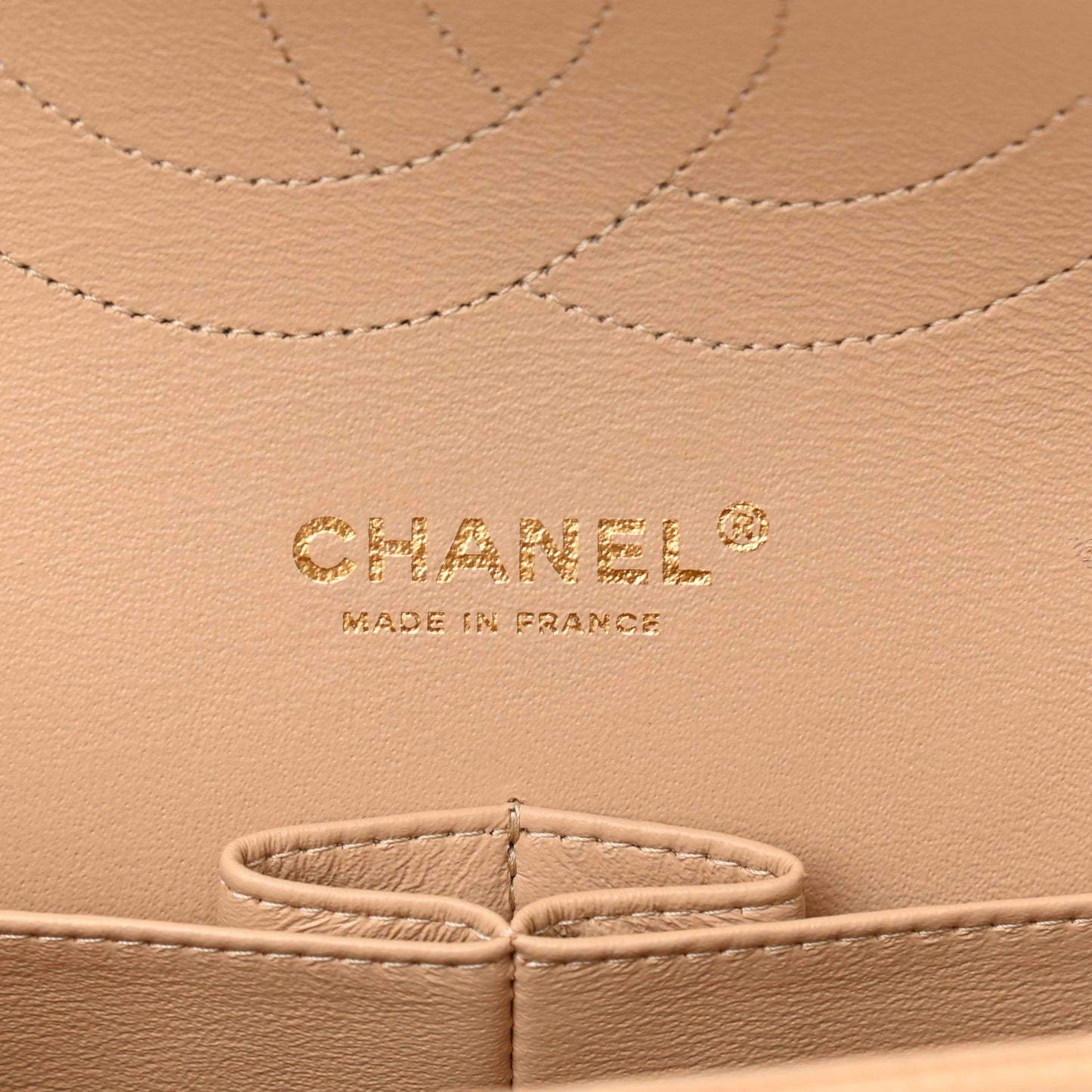 Caviar Quilted Jumbo Double Flap Beige Clair
