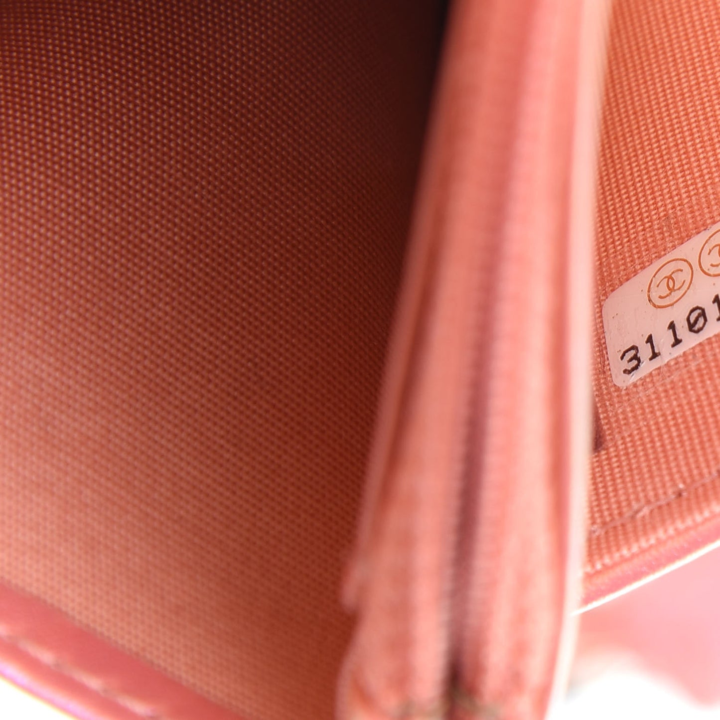 Iridescent Calfskin Quilted 19 Wallet On Chain WOC Pink