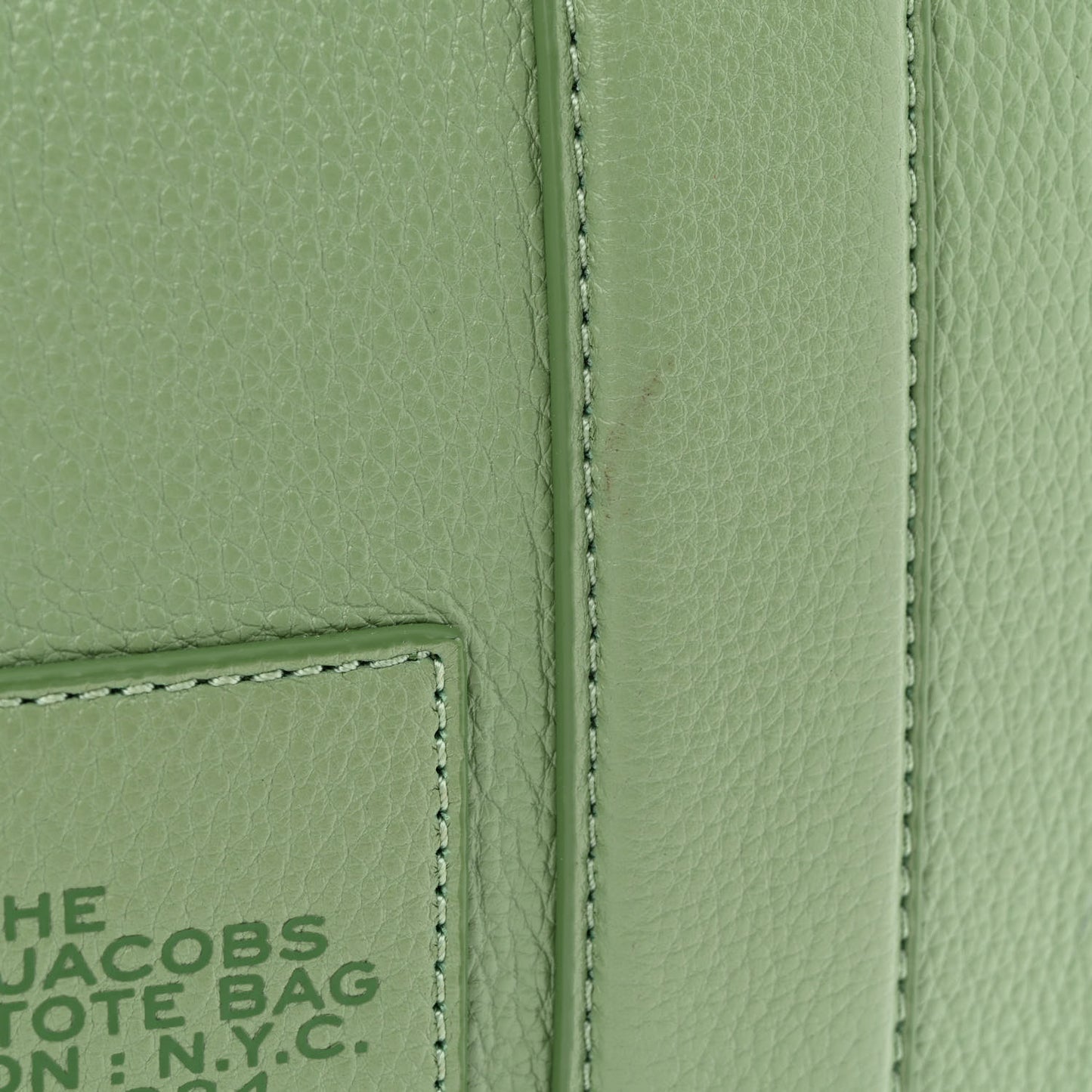 Grained Calfskin Small The Tote Bag Aspen Green