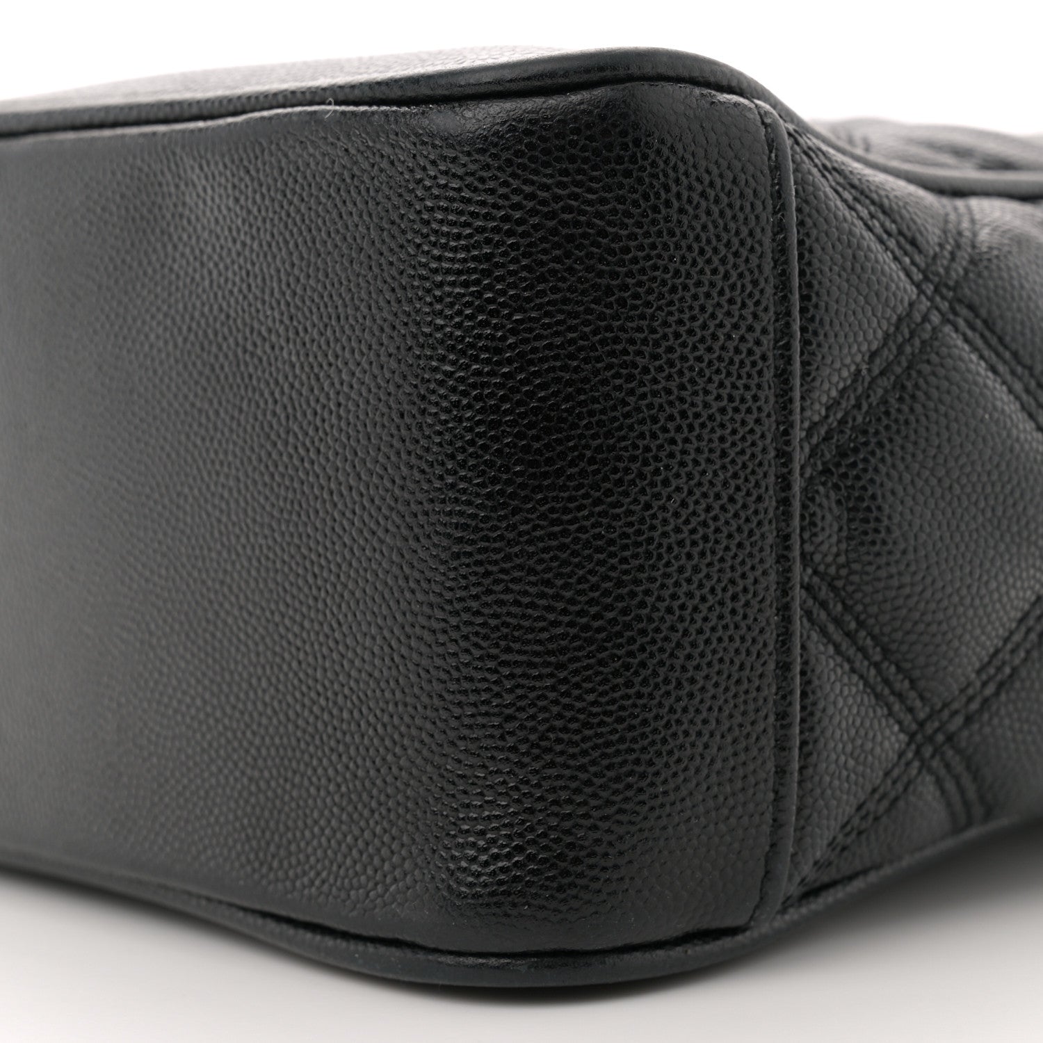 Saint Laurent Grain de Poudre Quilted 80's Vanity Bag Black 10 of 12