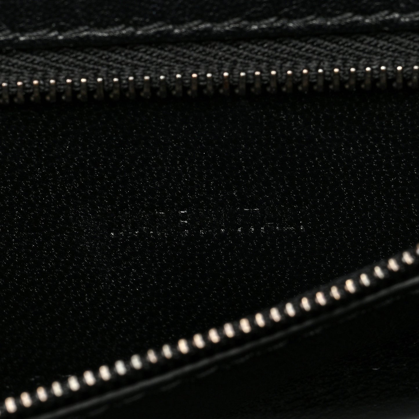 Shiny Calfskin Monochrome Crocodile Embossed Small Hourglass Top Handle Bag Black