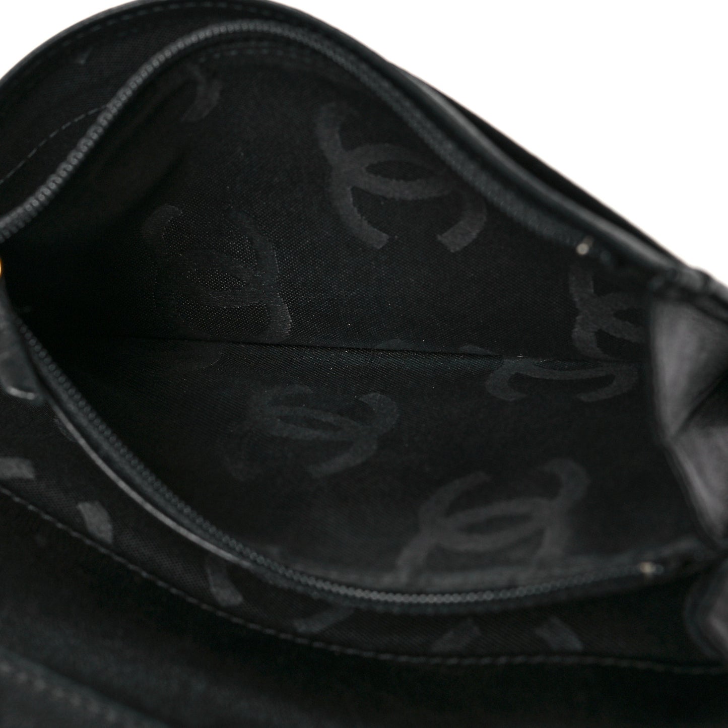 Caviar Timeless CC Yen Wallet Black