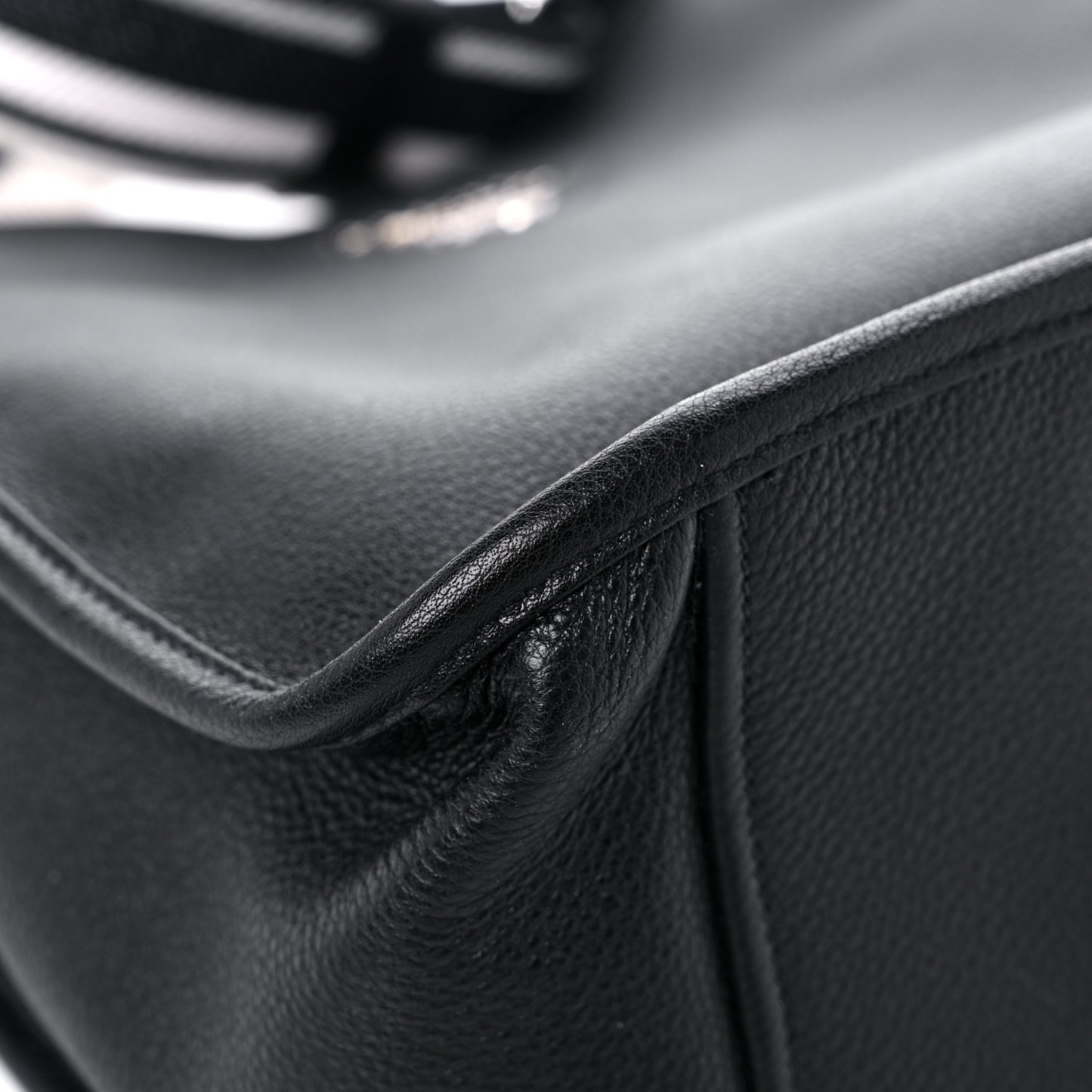 Vitello Daino Soft Hobo Messenger Bag Black