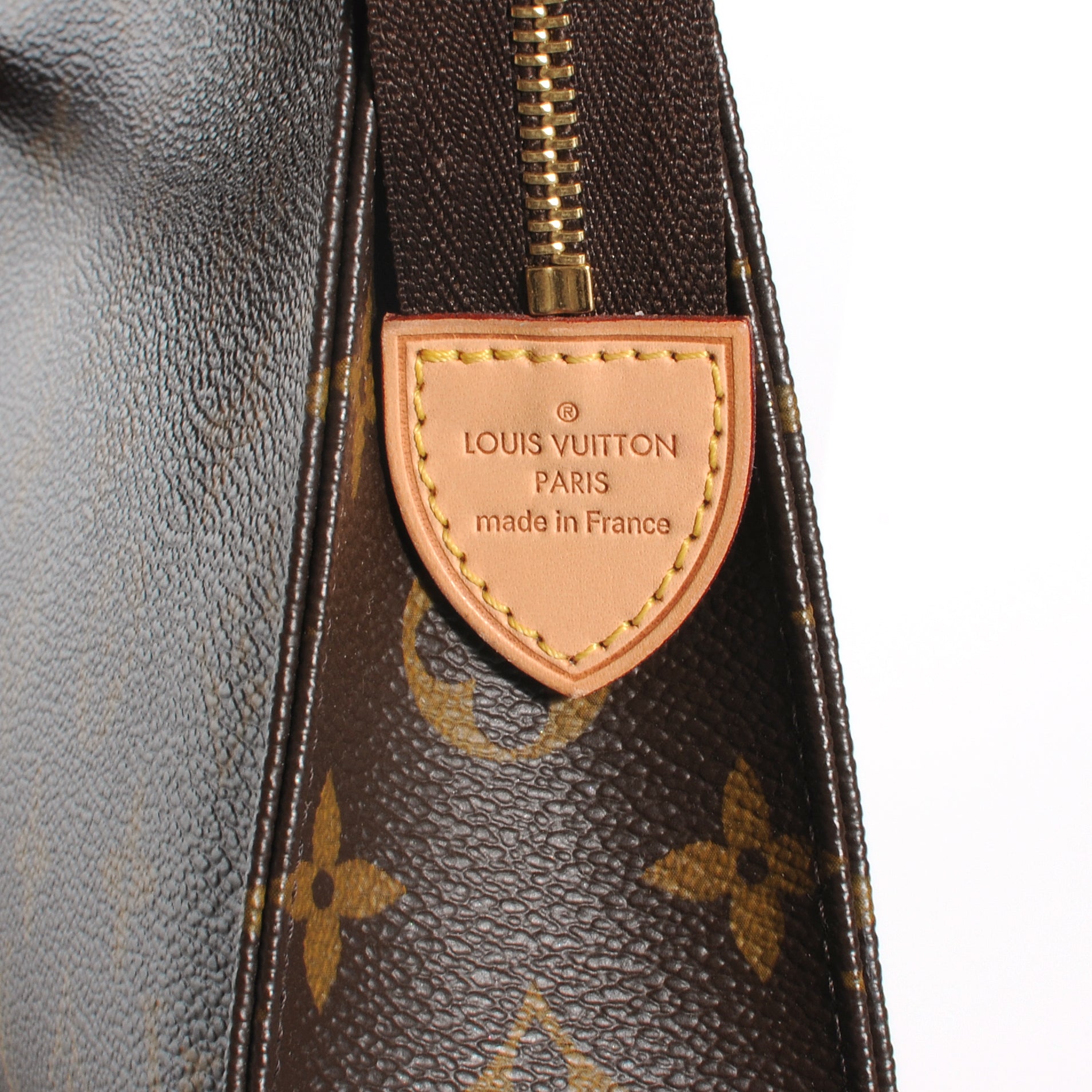Louis Vuitton Monogram Toiletry Pouch 19 42756 – FASHIONPHILE