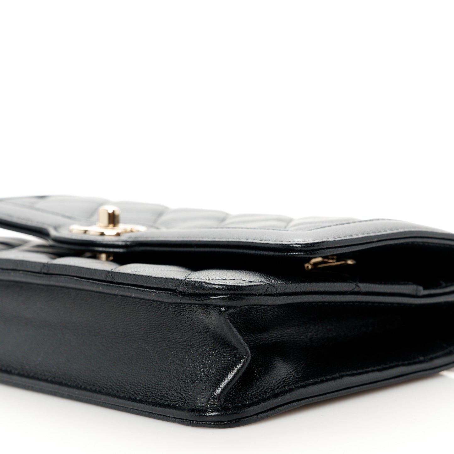Lambskin Quilted CC Wallet On Chain WOC Black