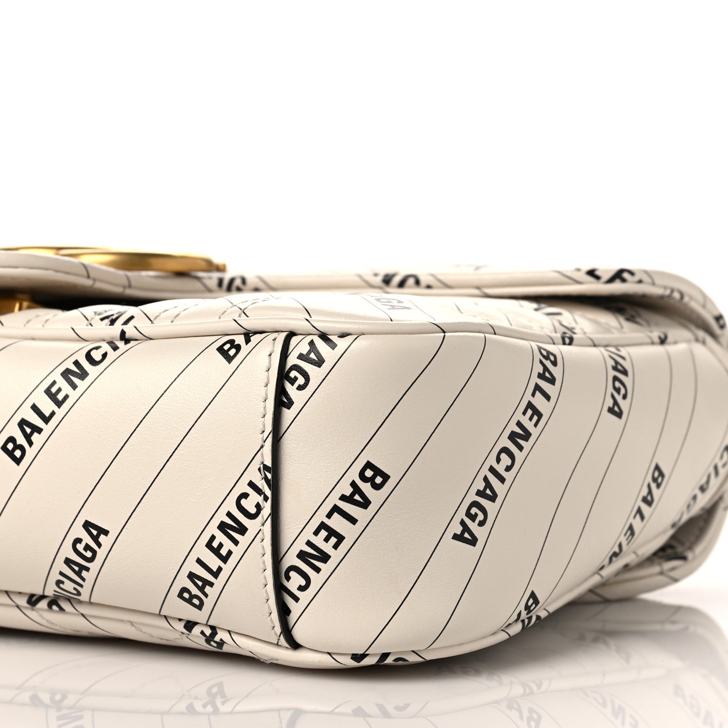 X BALENCIAGA Calfskin Matelasse Logo Print Small GG Marmont Shoulder Bag White