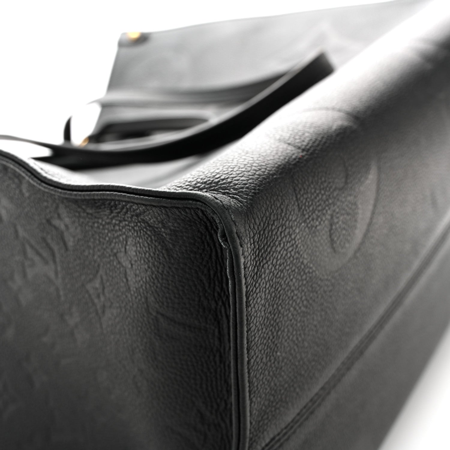 Louis Vuitton Empreinte Monogram Giant Onthego GM Black 14 of 16