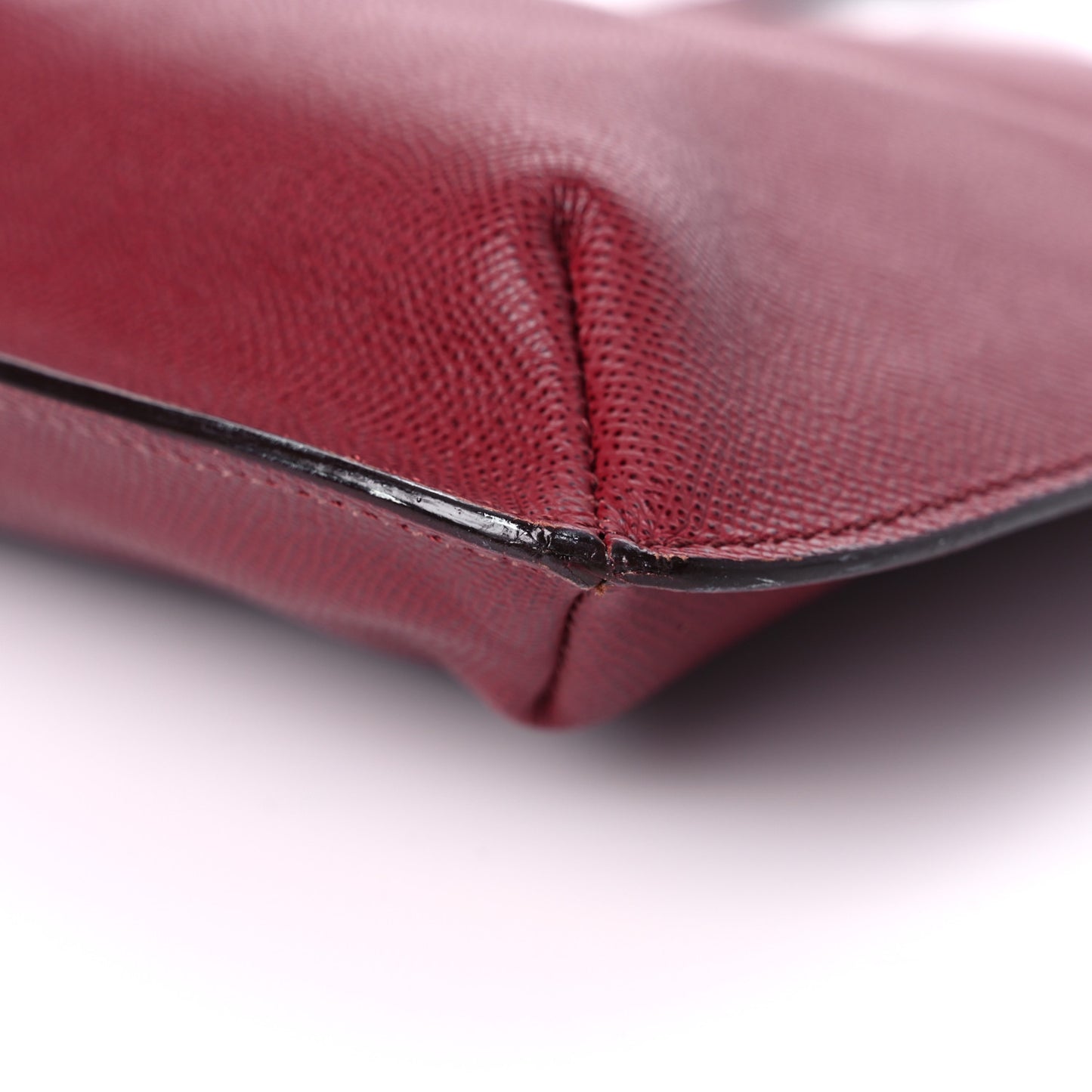 Caviar Shoulder Bag Burgundy