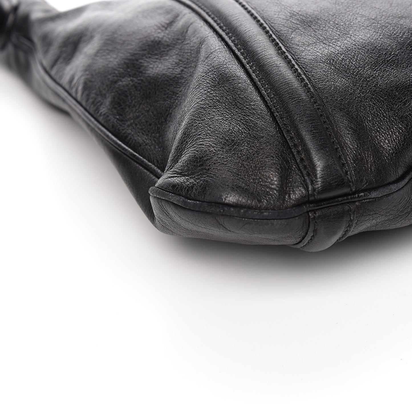 Calfskin Medium Britt Hobo Black