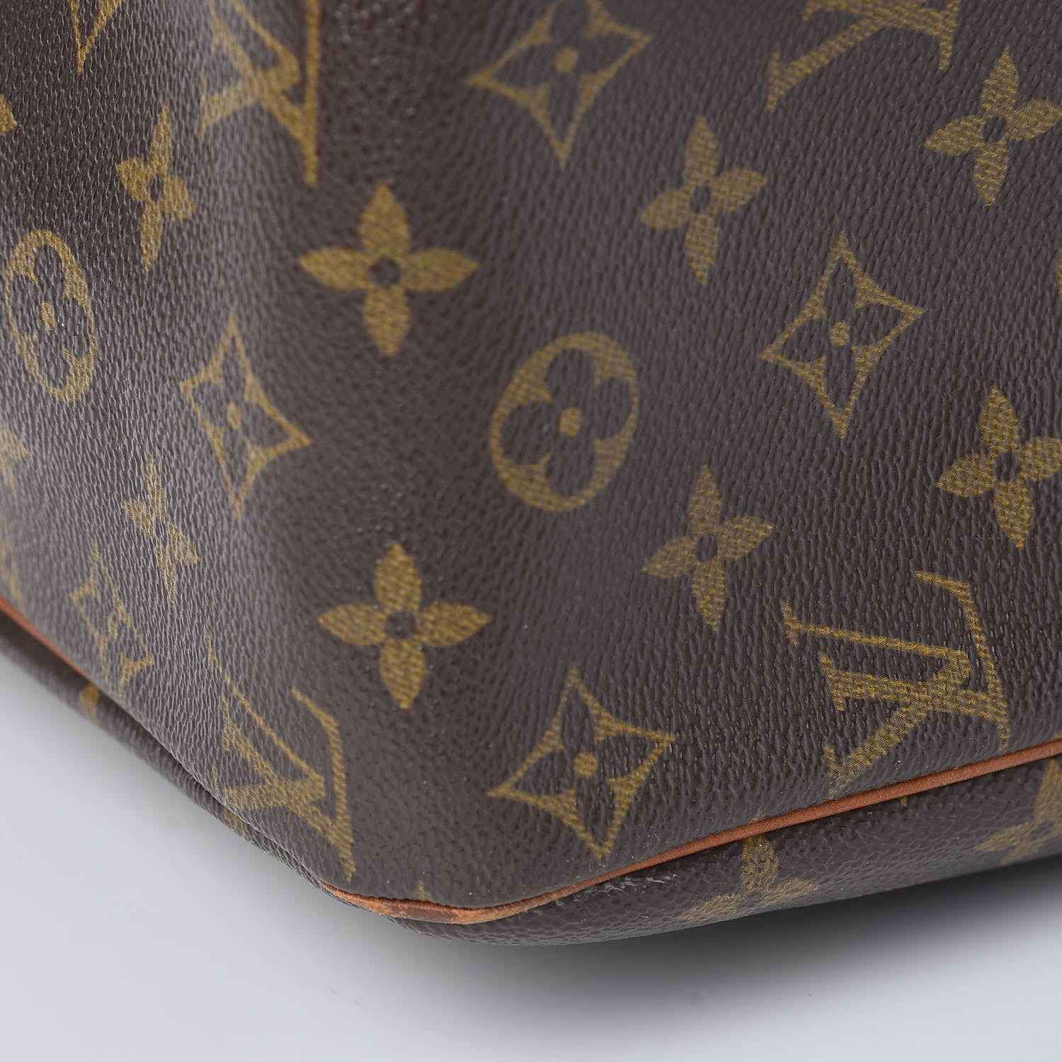 Louis Vuitton Monogram Cite GM 14 of 16