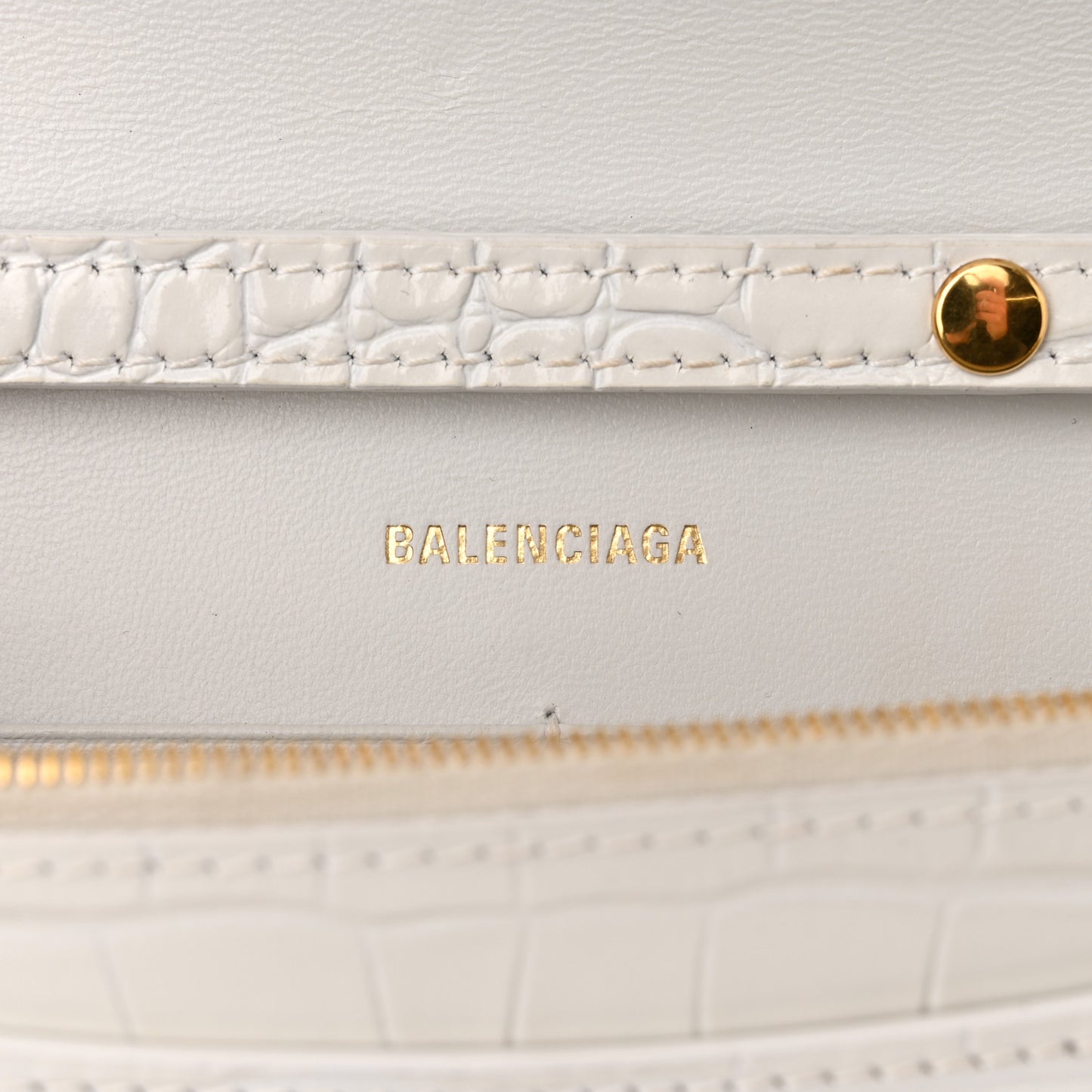 Shiny Calfskin Crocodile Embossed Hourglass Chain Bag White