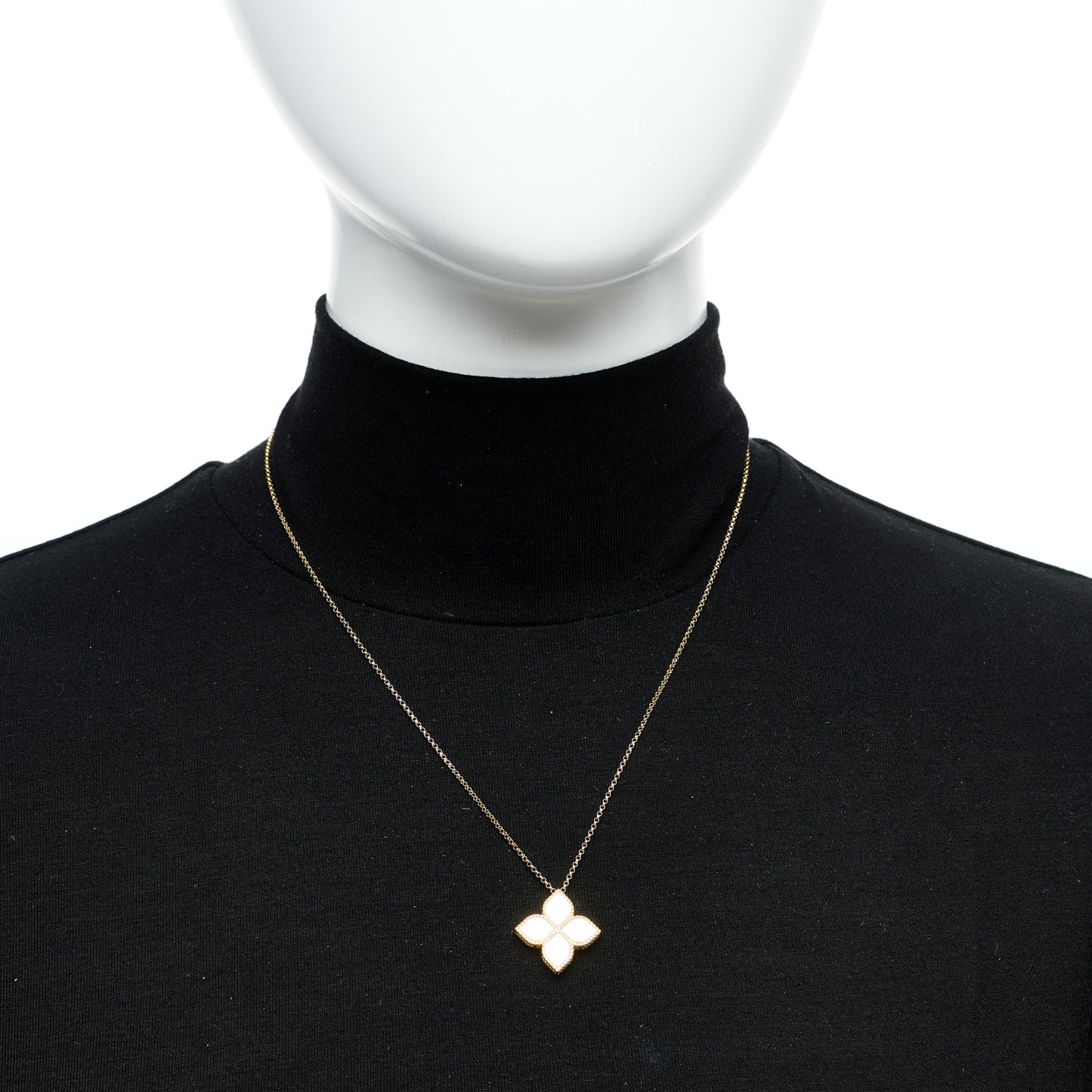 18K Yellow Gold Large Princess Flower Pendant Necklace