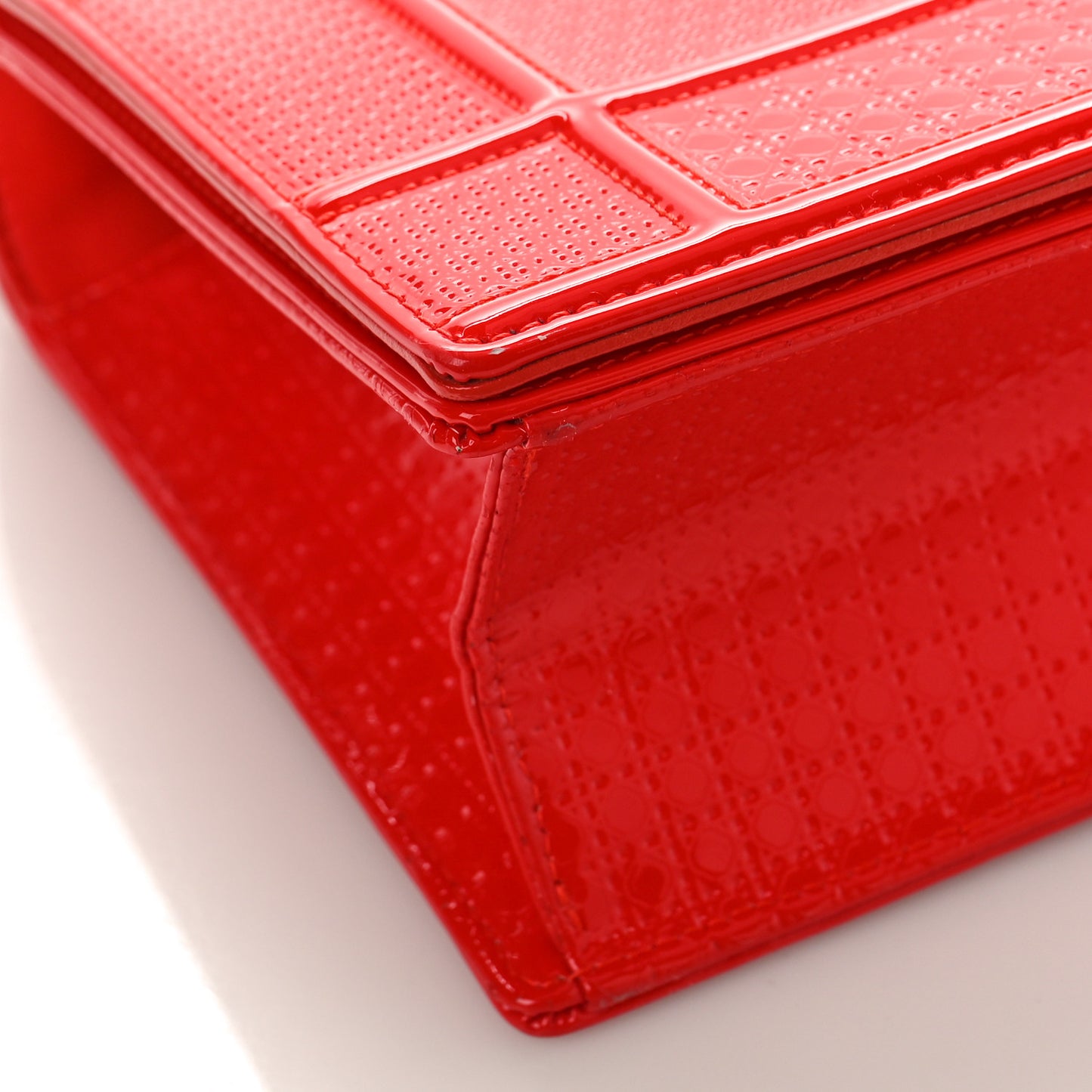 Patent Micro-Cannage Medium Diorama Flap Bag Red
