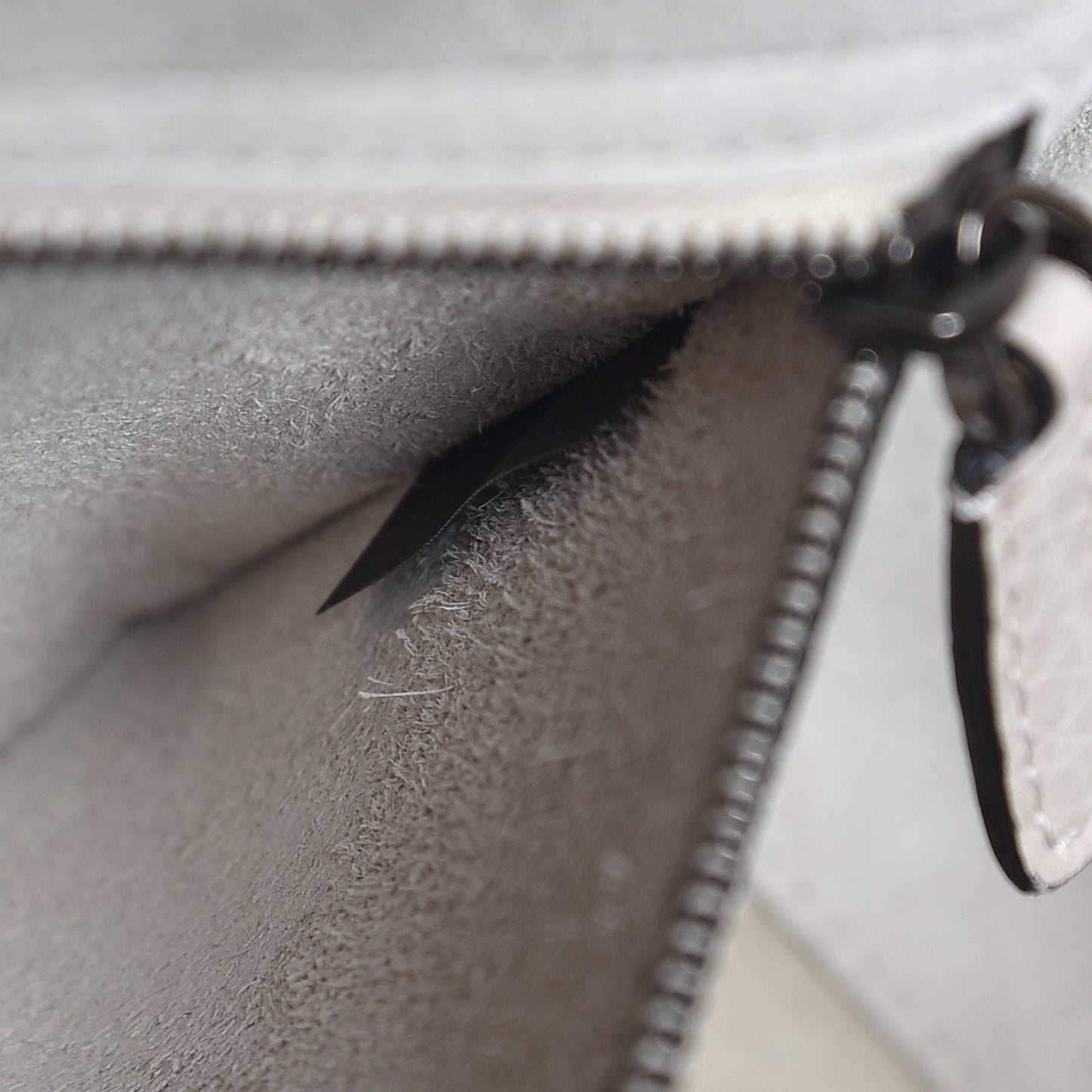 Grained Calfskin Rockstud Top Handle Flap Shoulder Bag Light Ivory