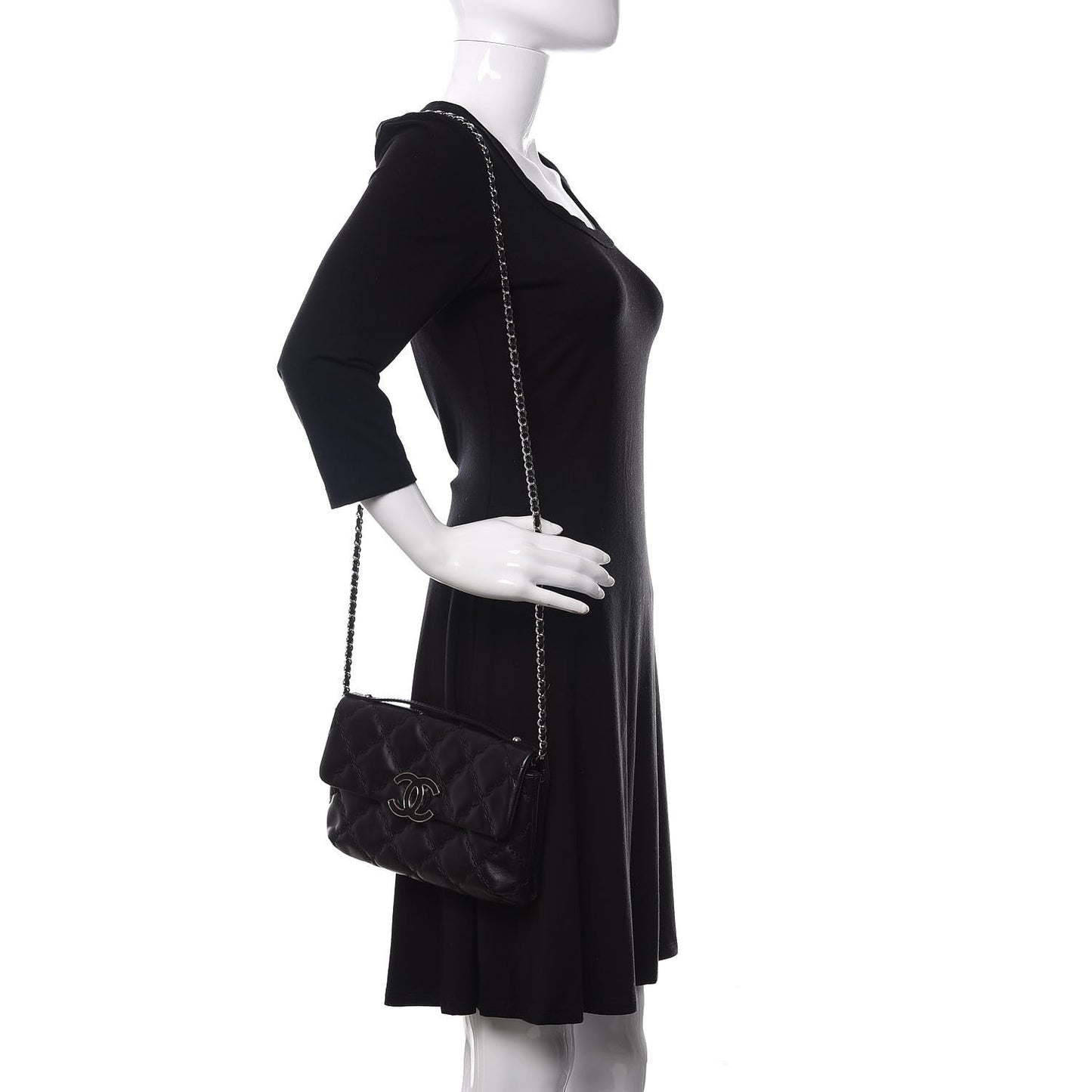 Calfskin Quilted Double Stitch Hamptons Clutch with Chain Black