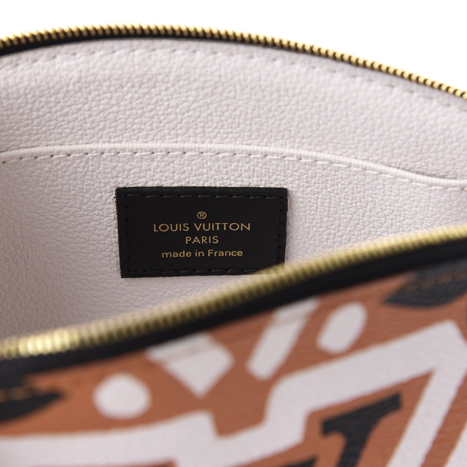 Louis Vuitton Monogram Giant Crafty Cosmetic Pouch Crème Caramel 8 of 9