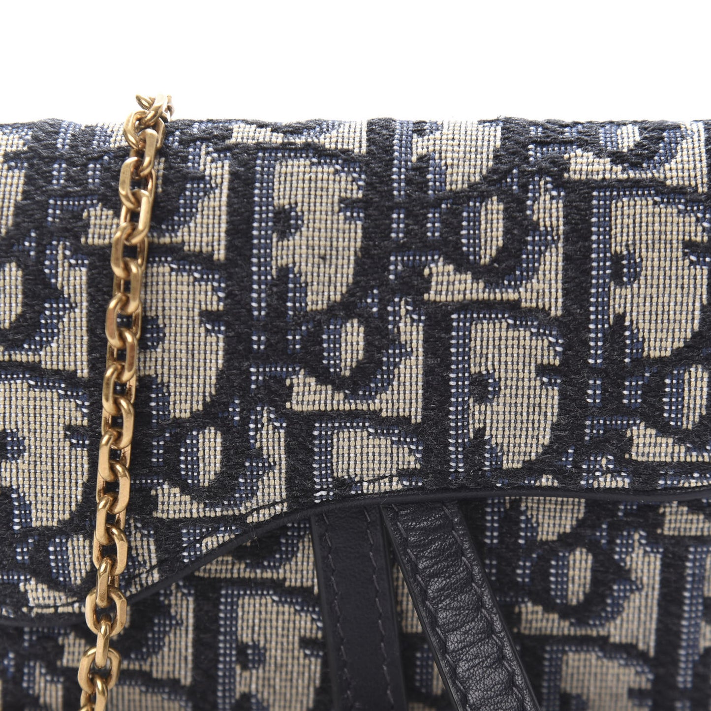 Oblique Nano Saddle Chain Pouch Blue