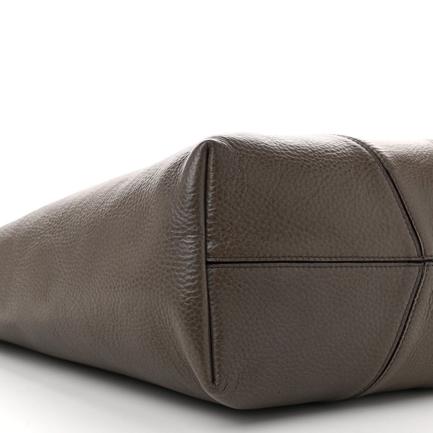 Grained Calfskin Large Spin Tote Flannel Grey