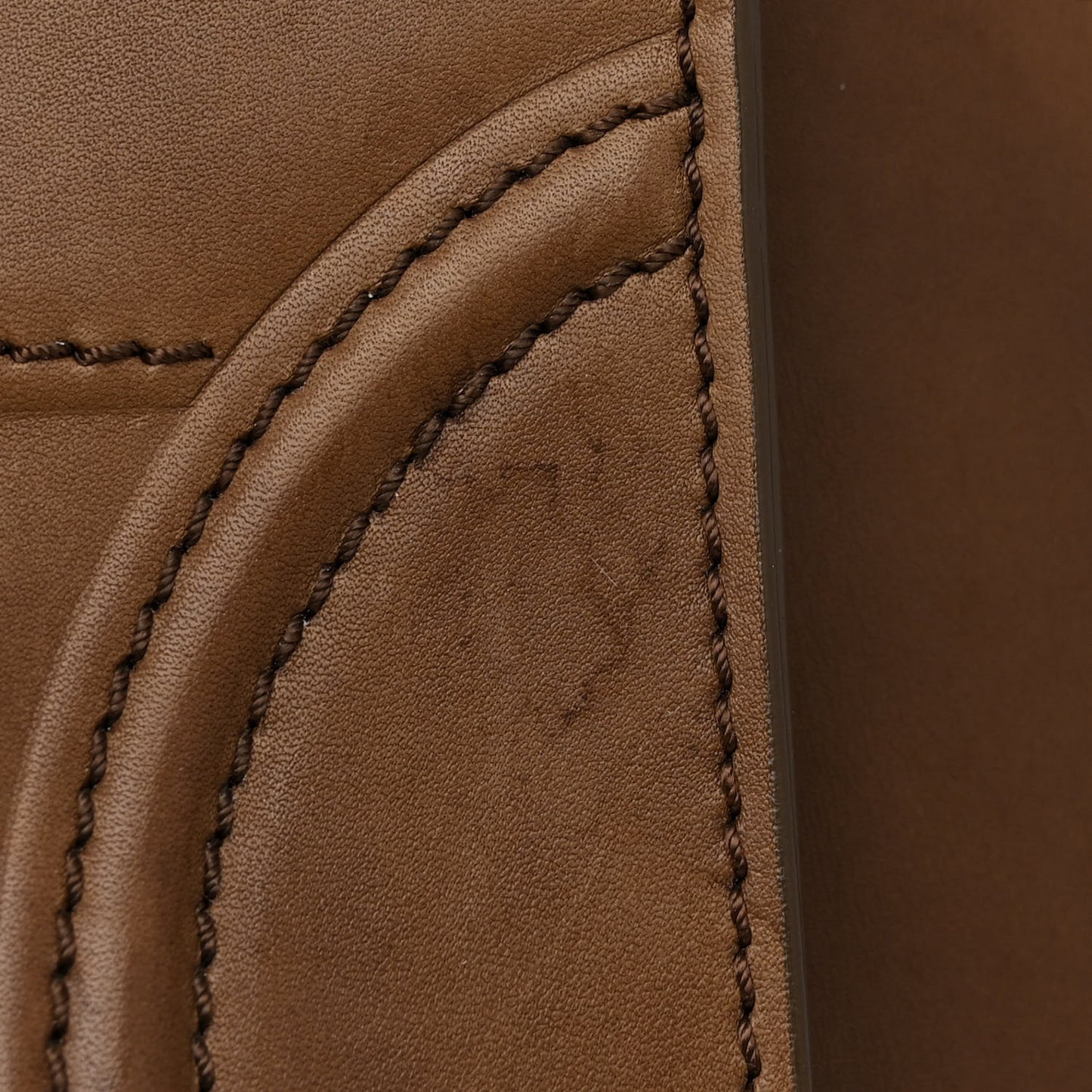 Smooth Calfskin Medium Phantom Luggage Tan