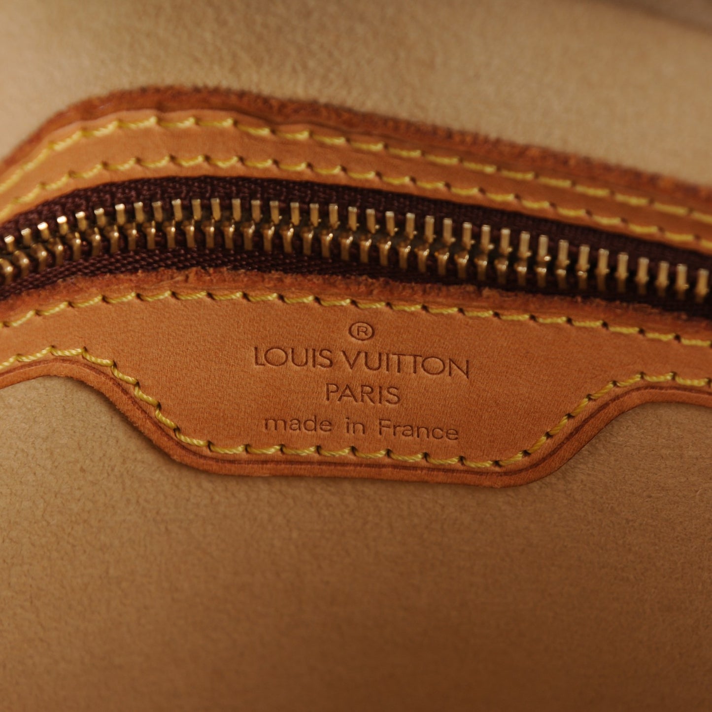 Monogram Looping MM